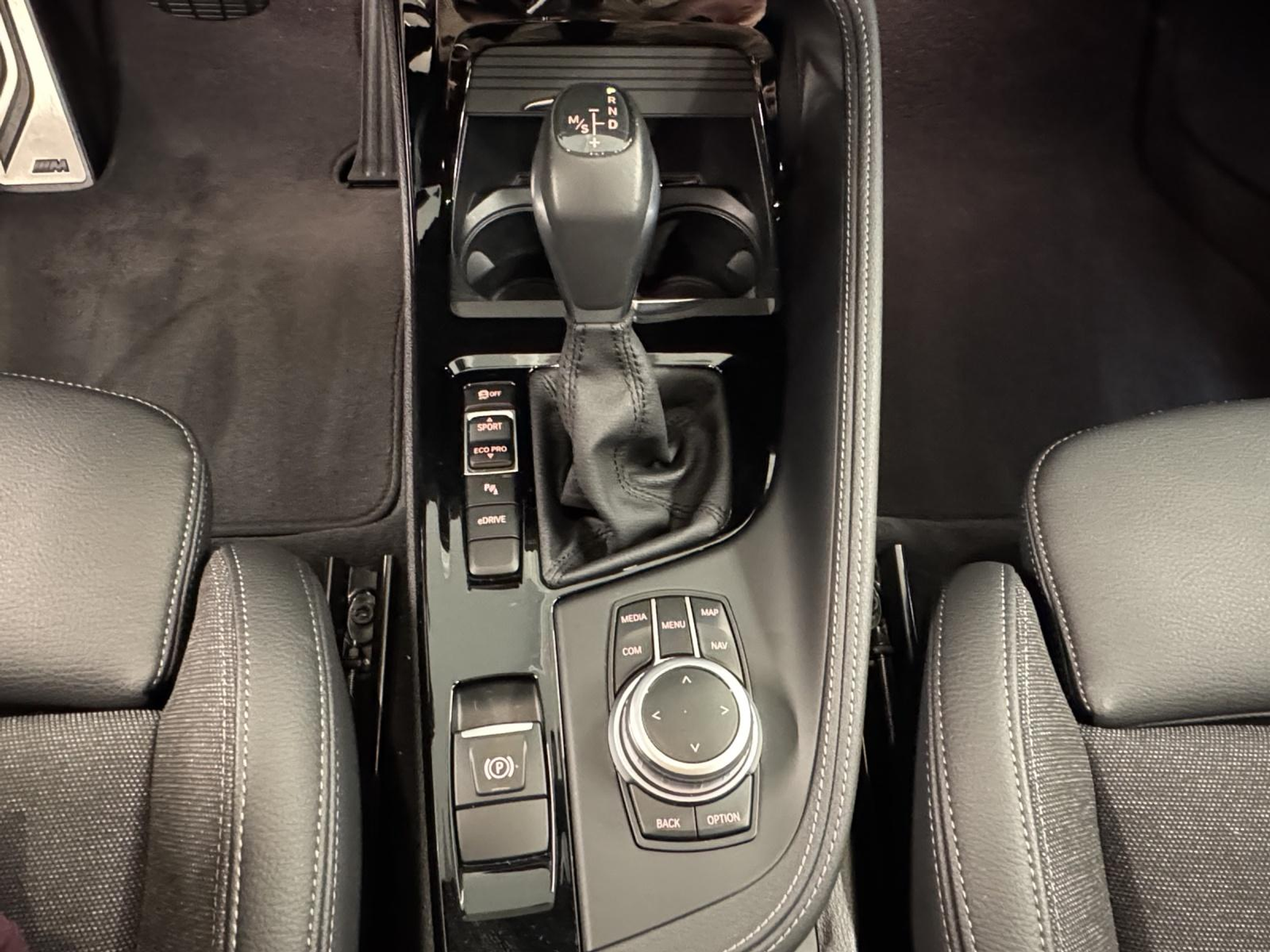 listing desktop thumbnail image 17