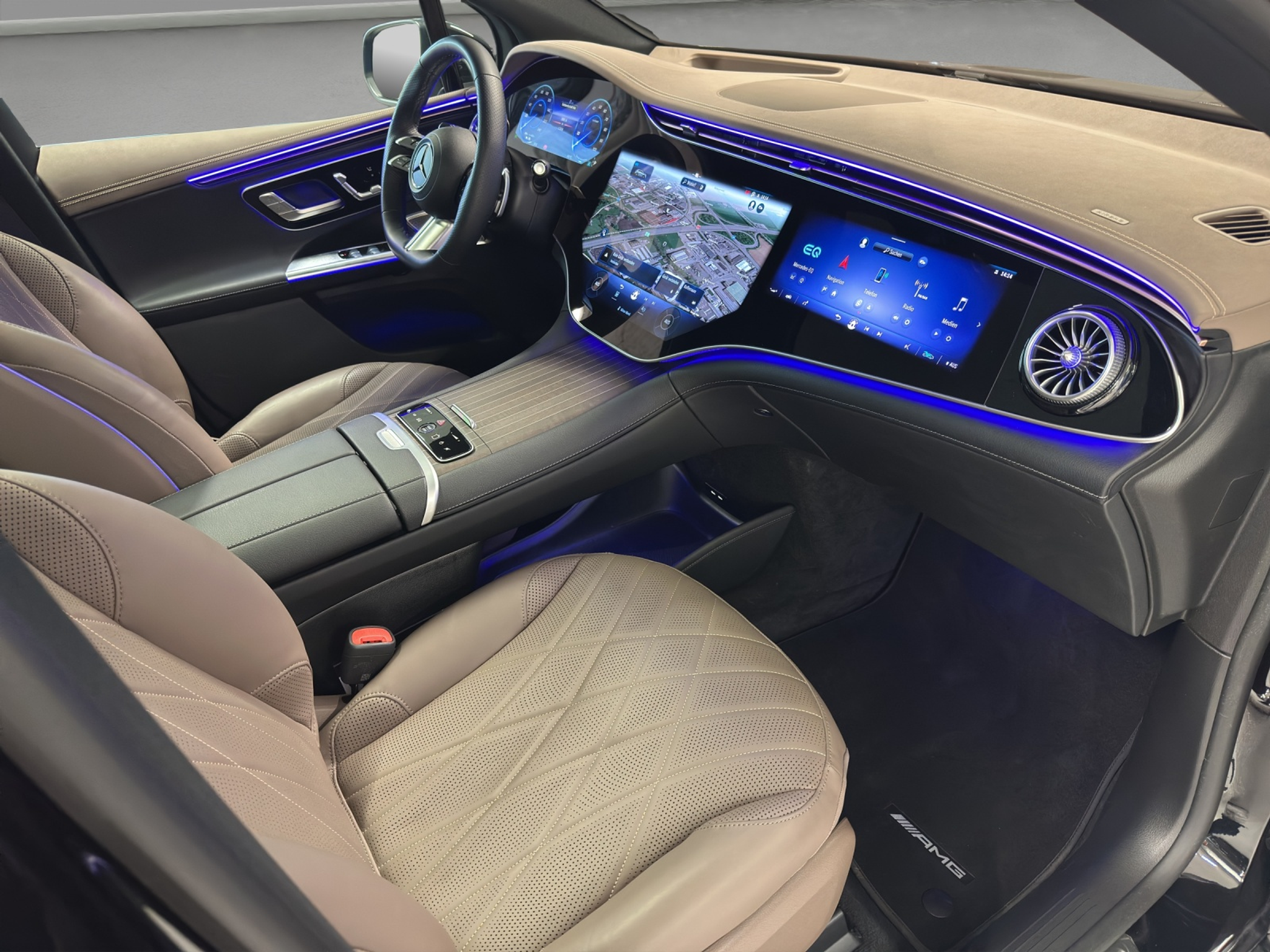 listing desktop thumbnail image 16