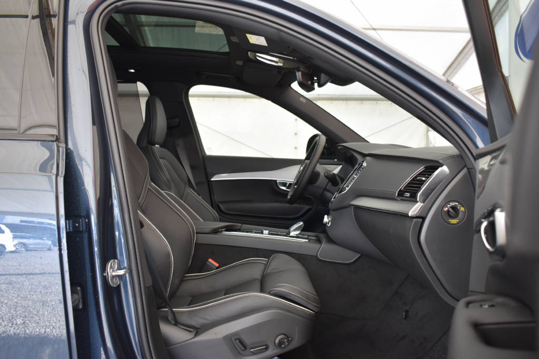 listing desktop thumbnail image 7