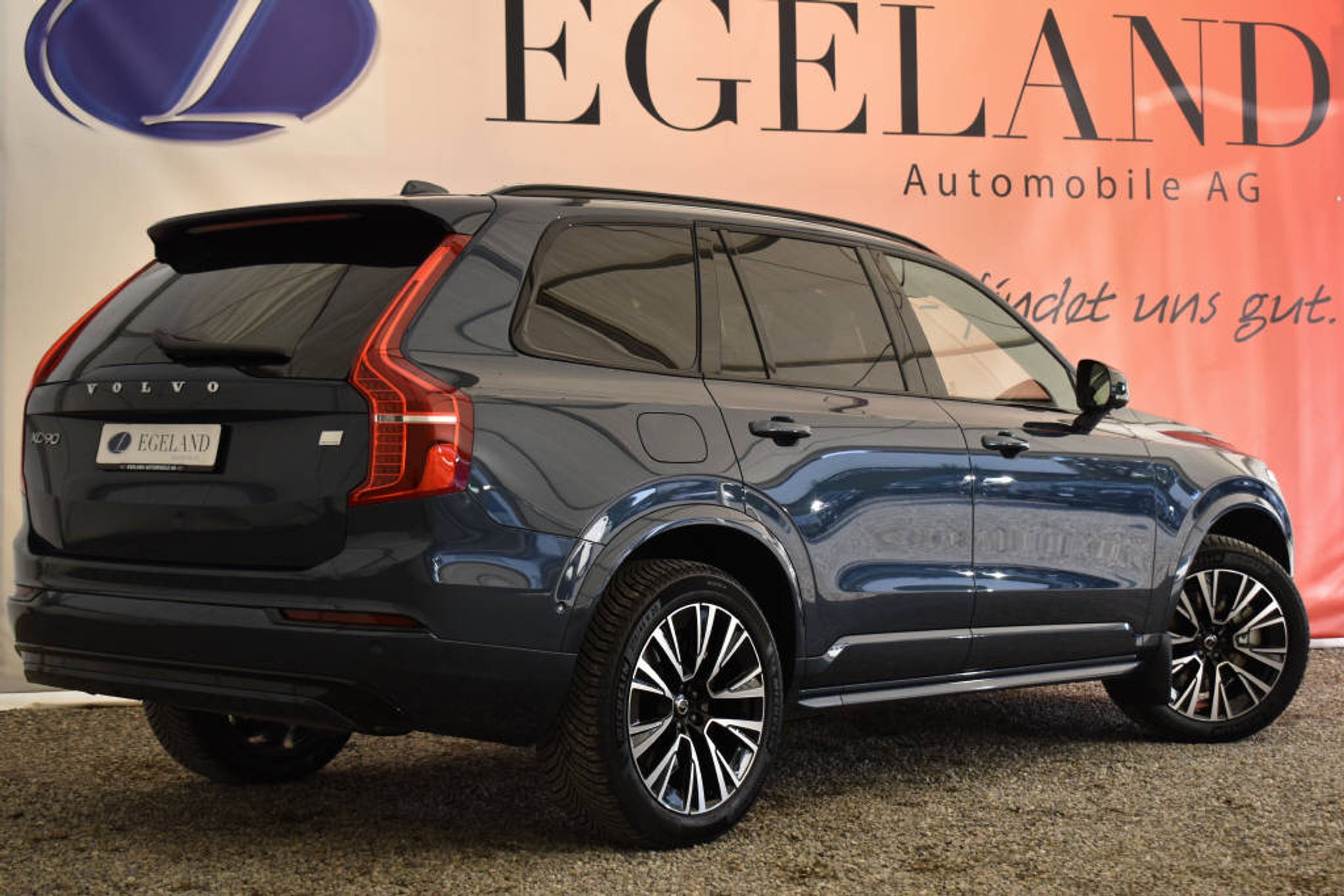 listing desktop thumbnail image 2