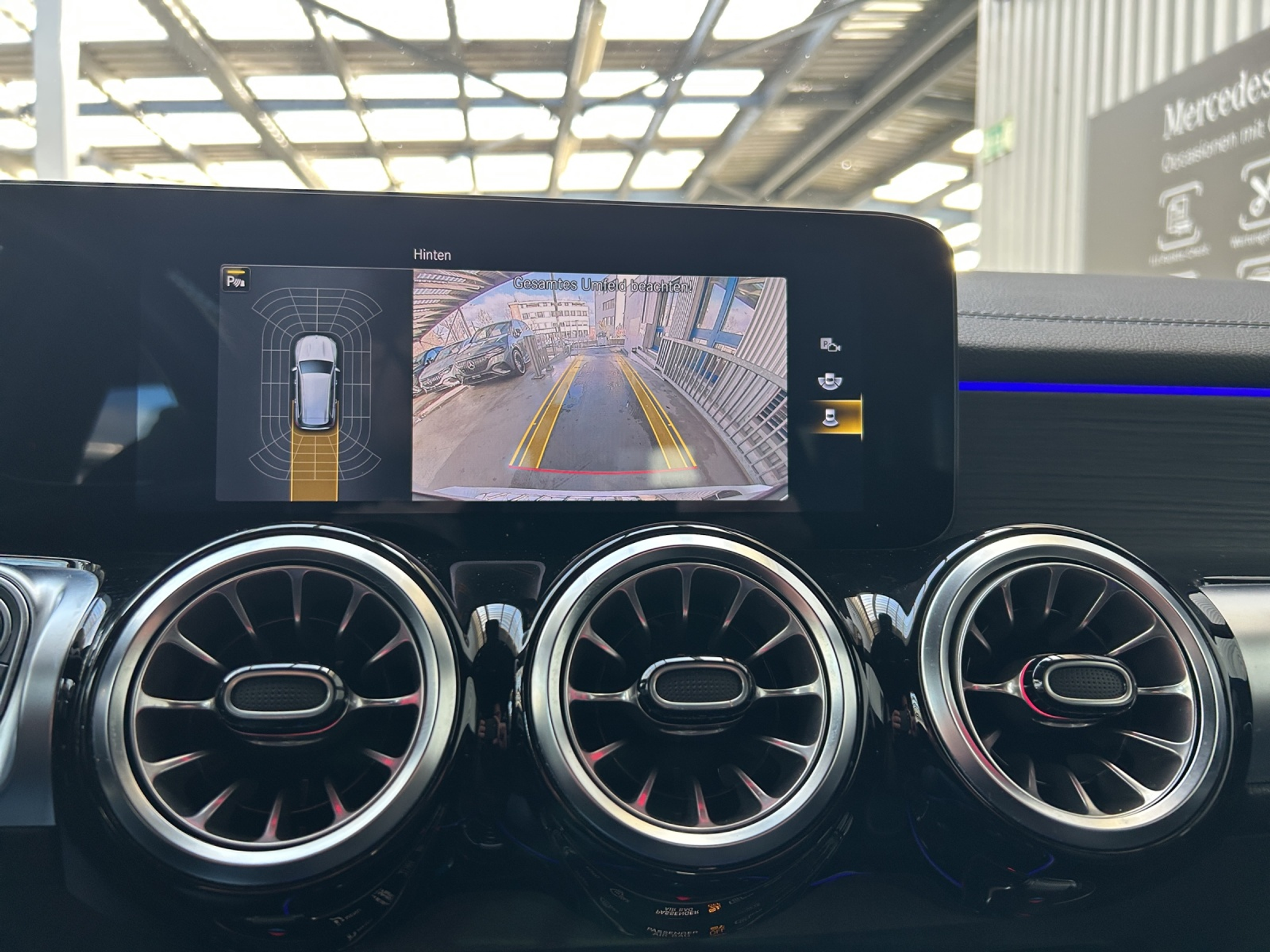 listing desktop thumbnail image 17