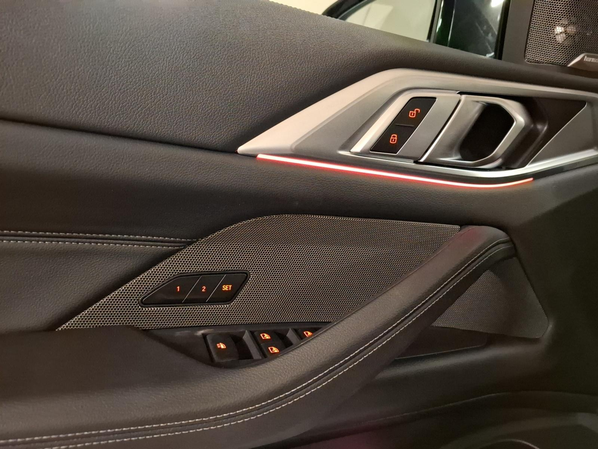 listing desktop thumbnail image 5