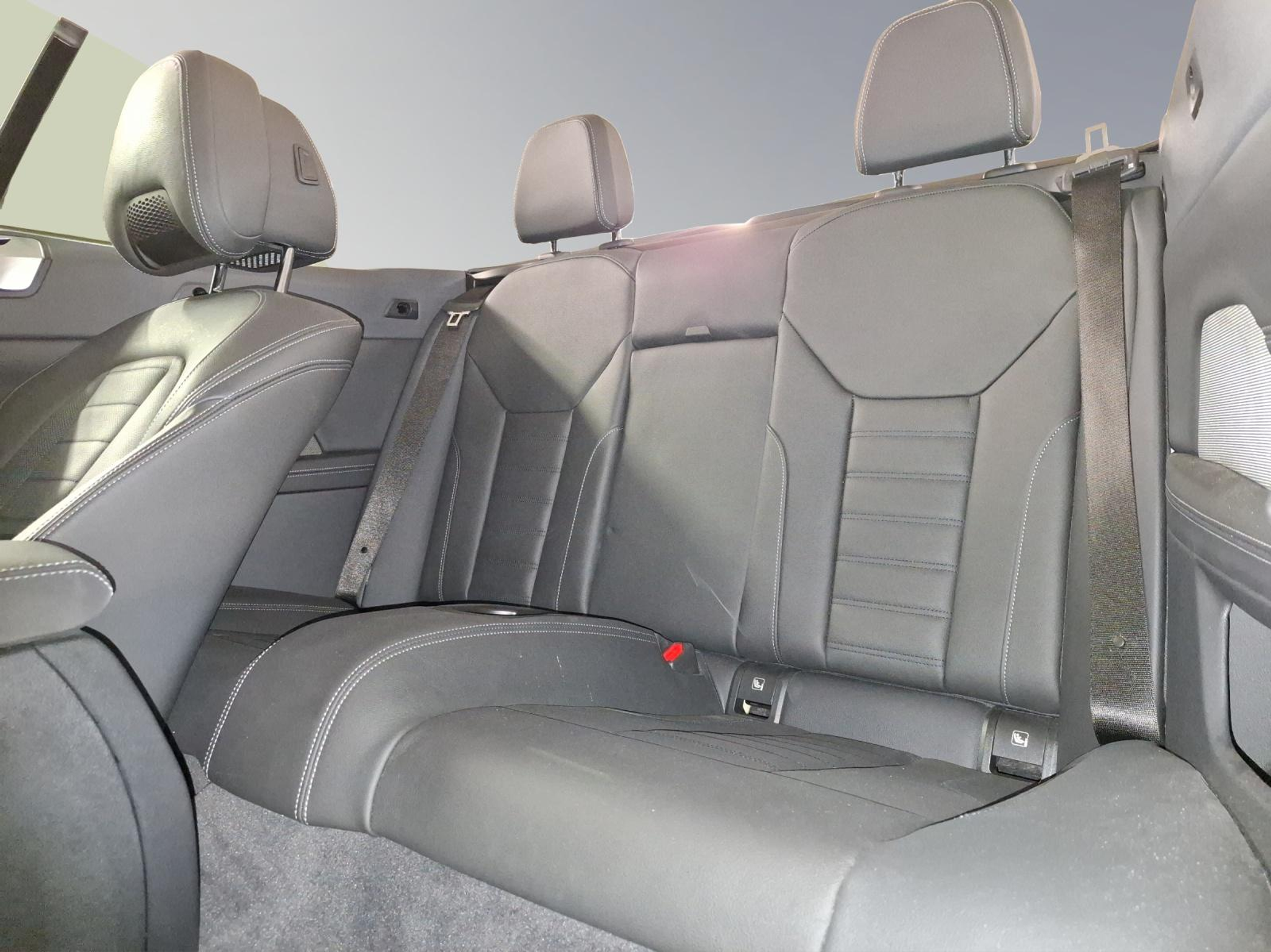 listing desktop thumbnail image 6