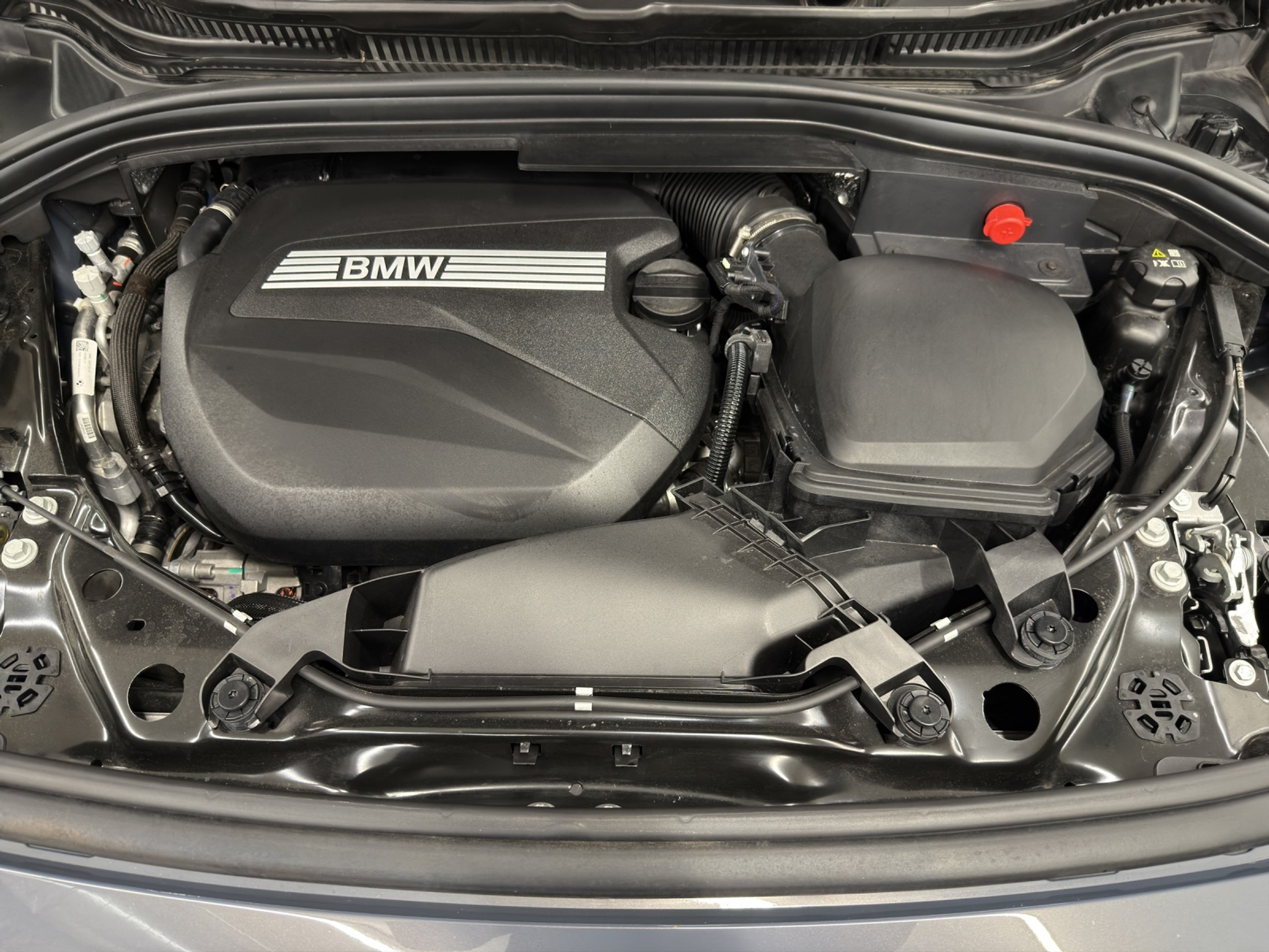 listing desktop thumbnail image 23