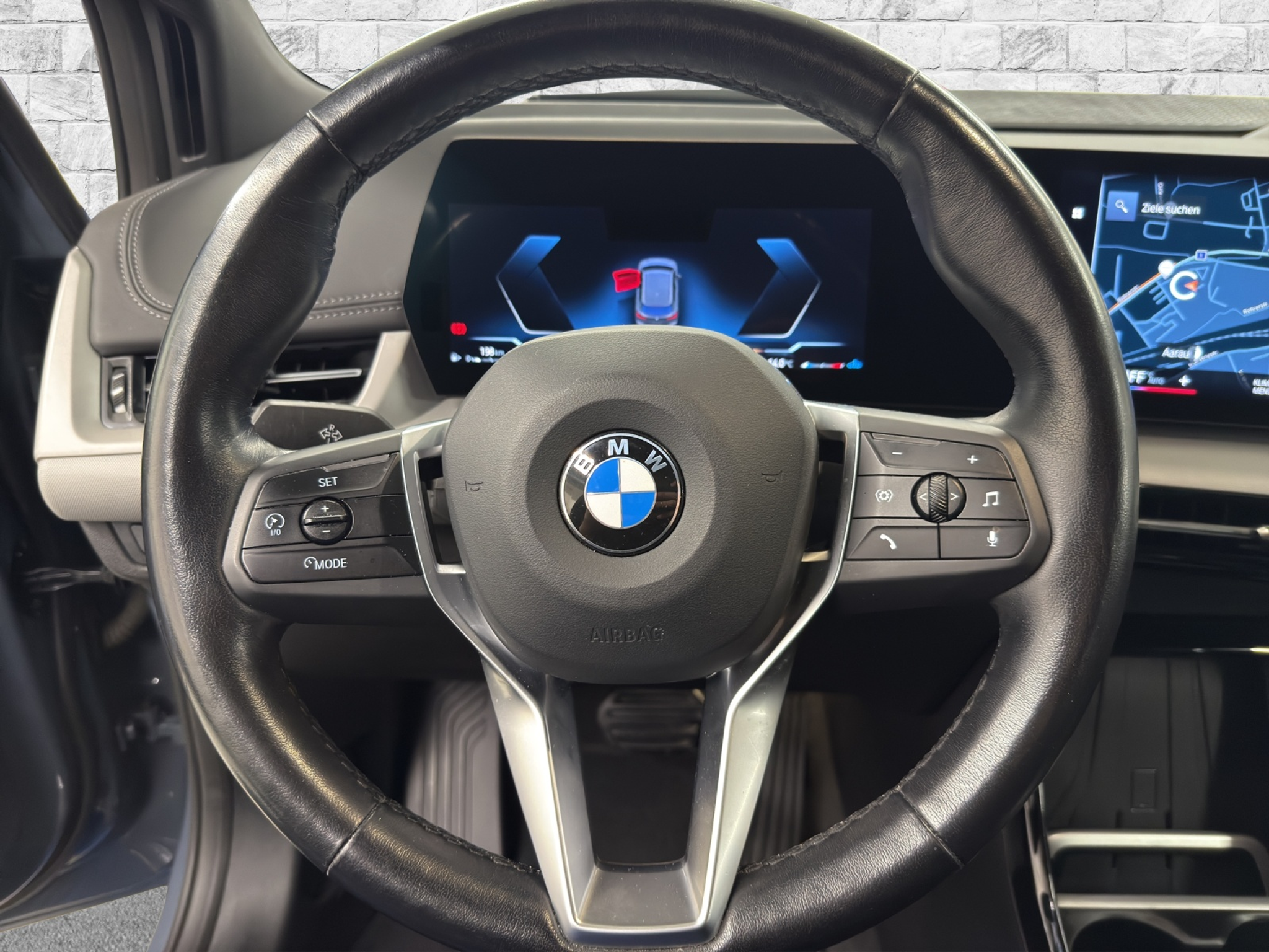 listing desktop thumbnail image 12