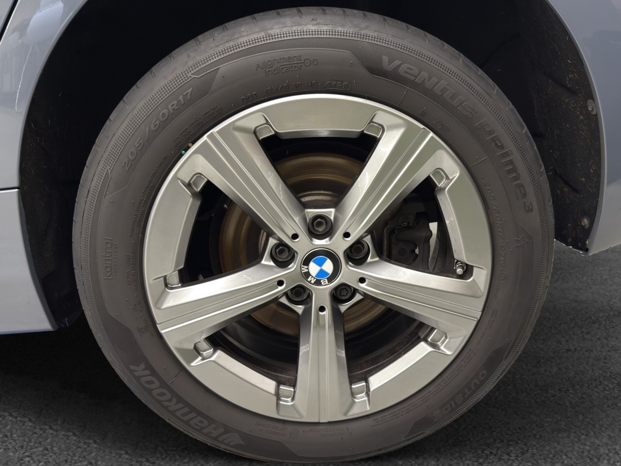 listing desktop thumbnail image 9