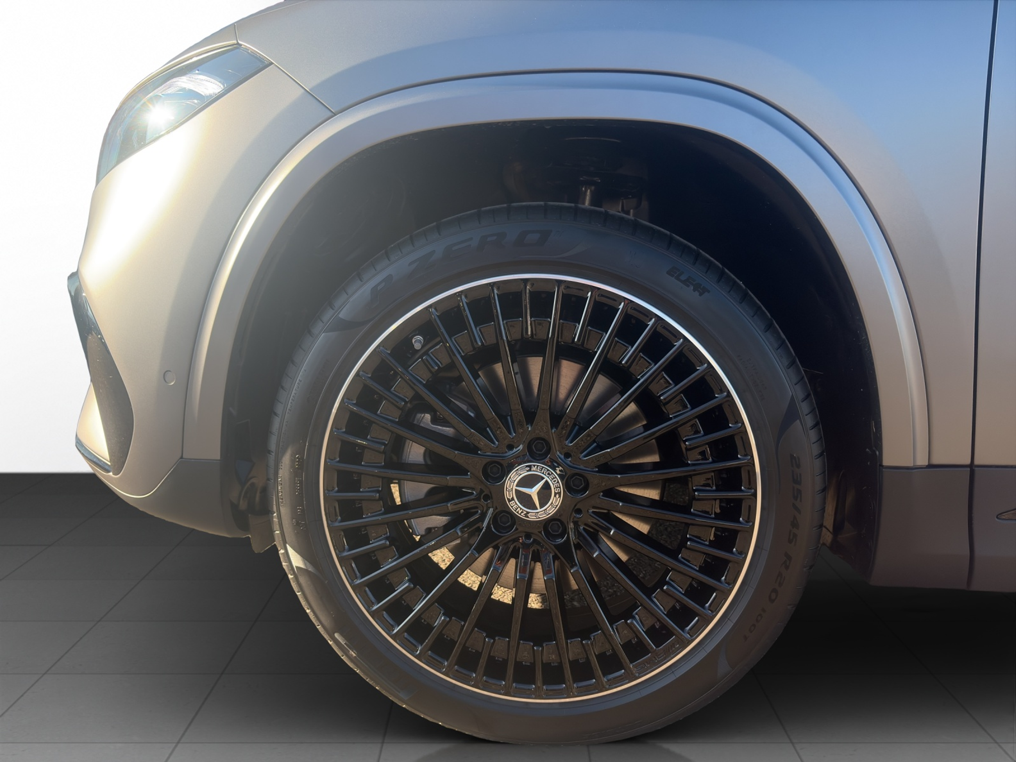 listing desktop thumbnail image 6