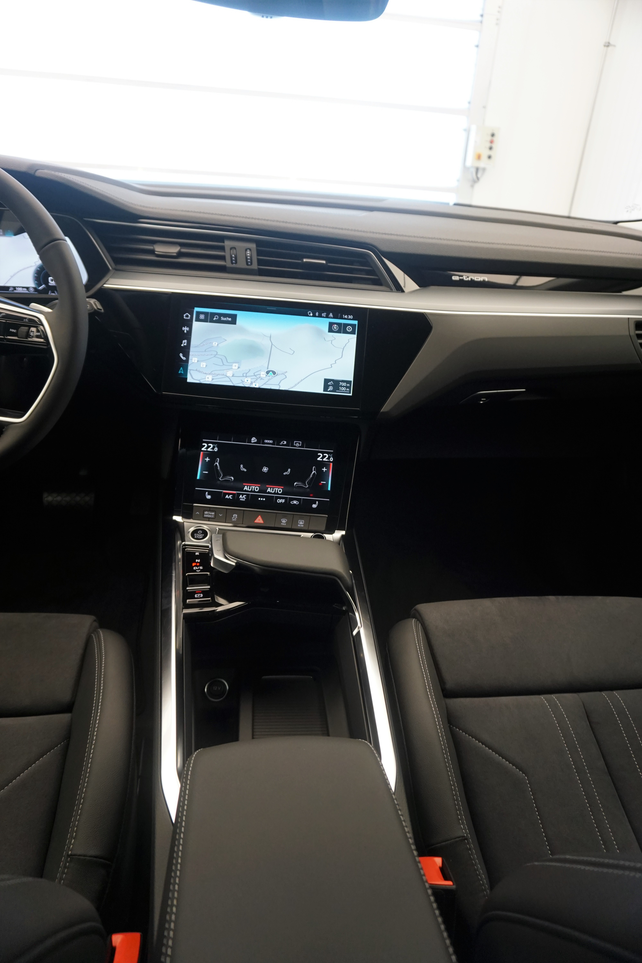 listing desktop thumbnail image 10