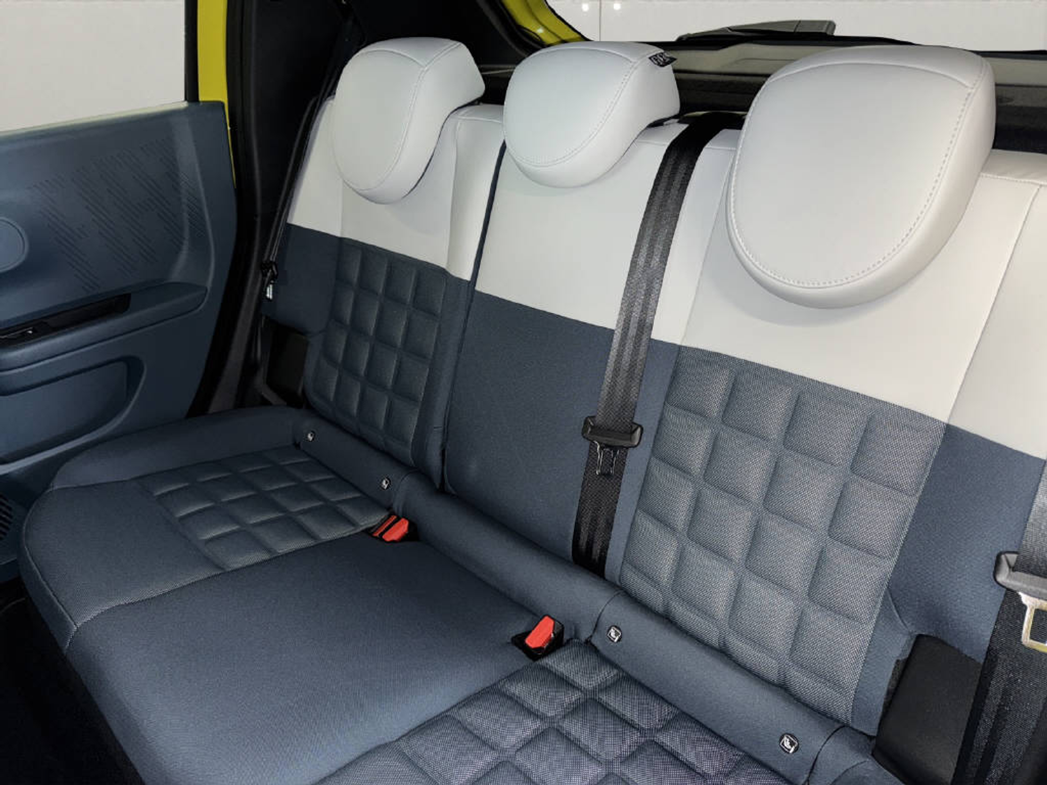 listing desktop thumbnail image 10