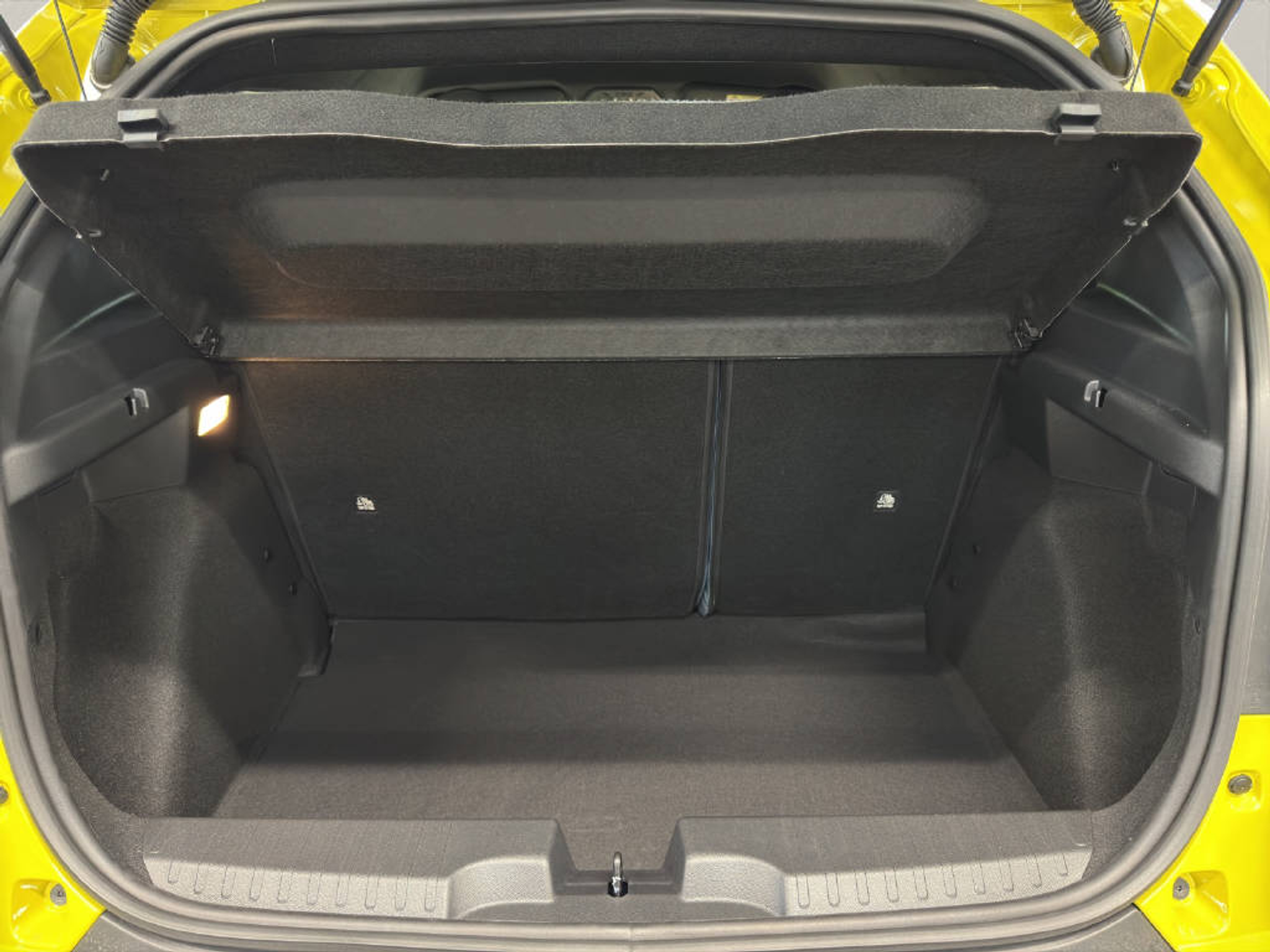 listing desktop thumbnail image 9