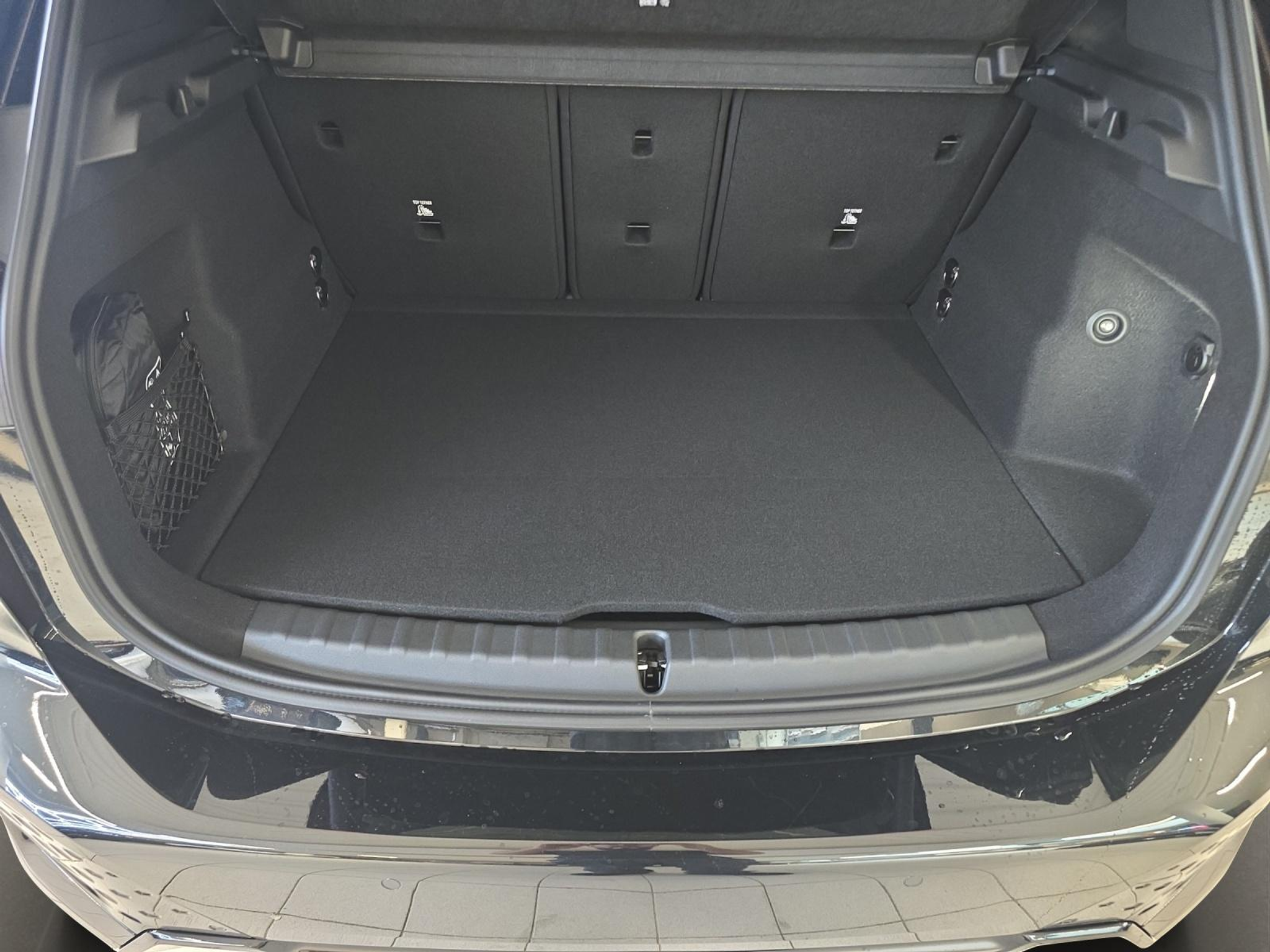 listing desktop thumbnail image 17