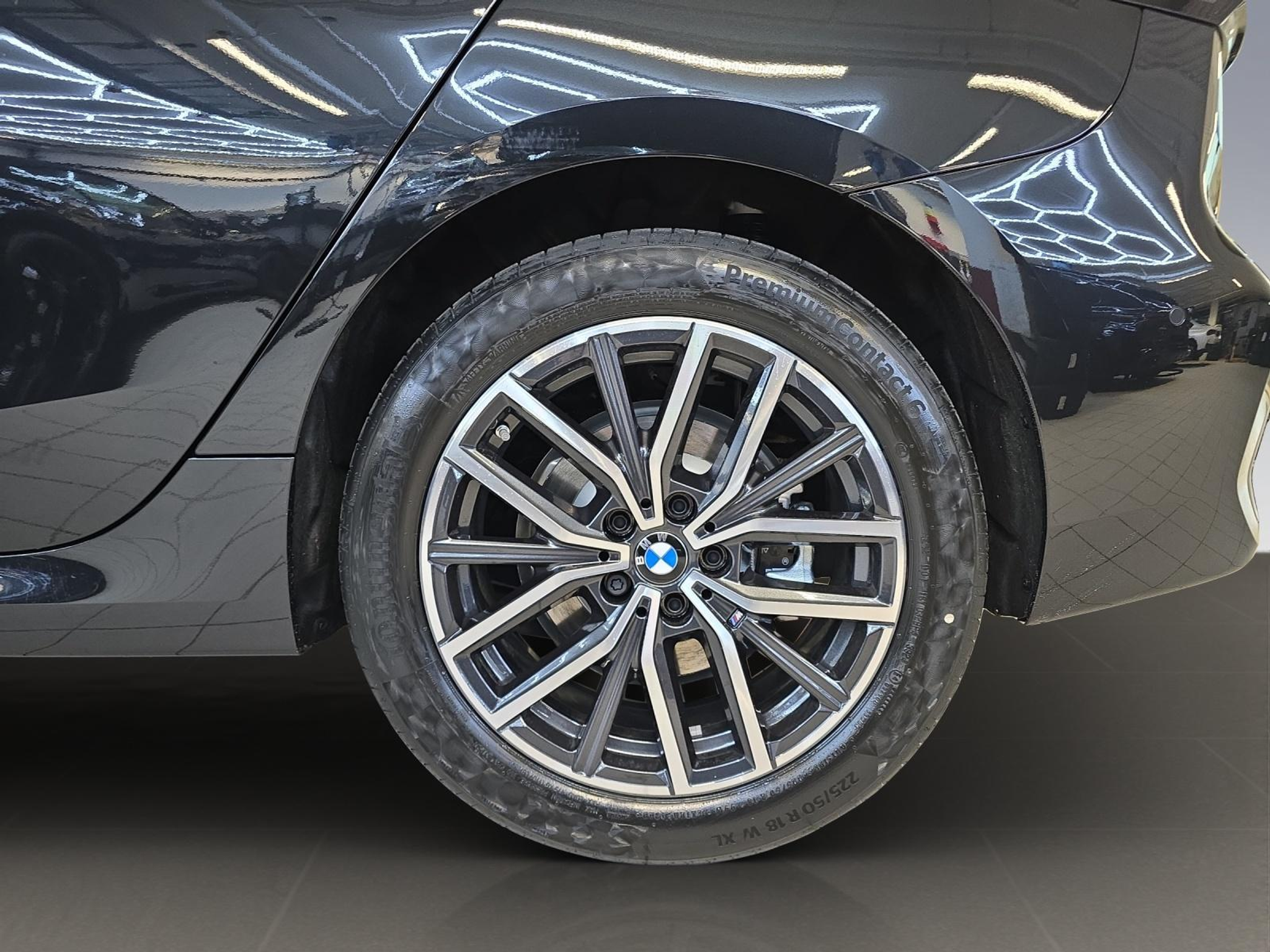 listing desktop thumbnail image 5