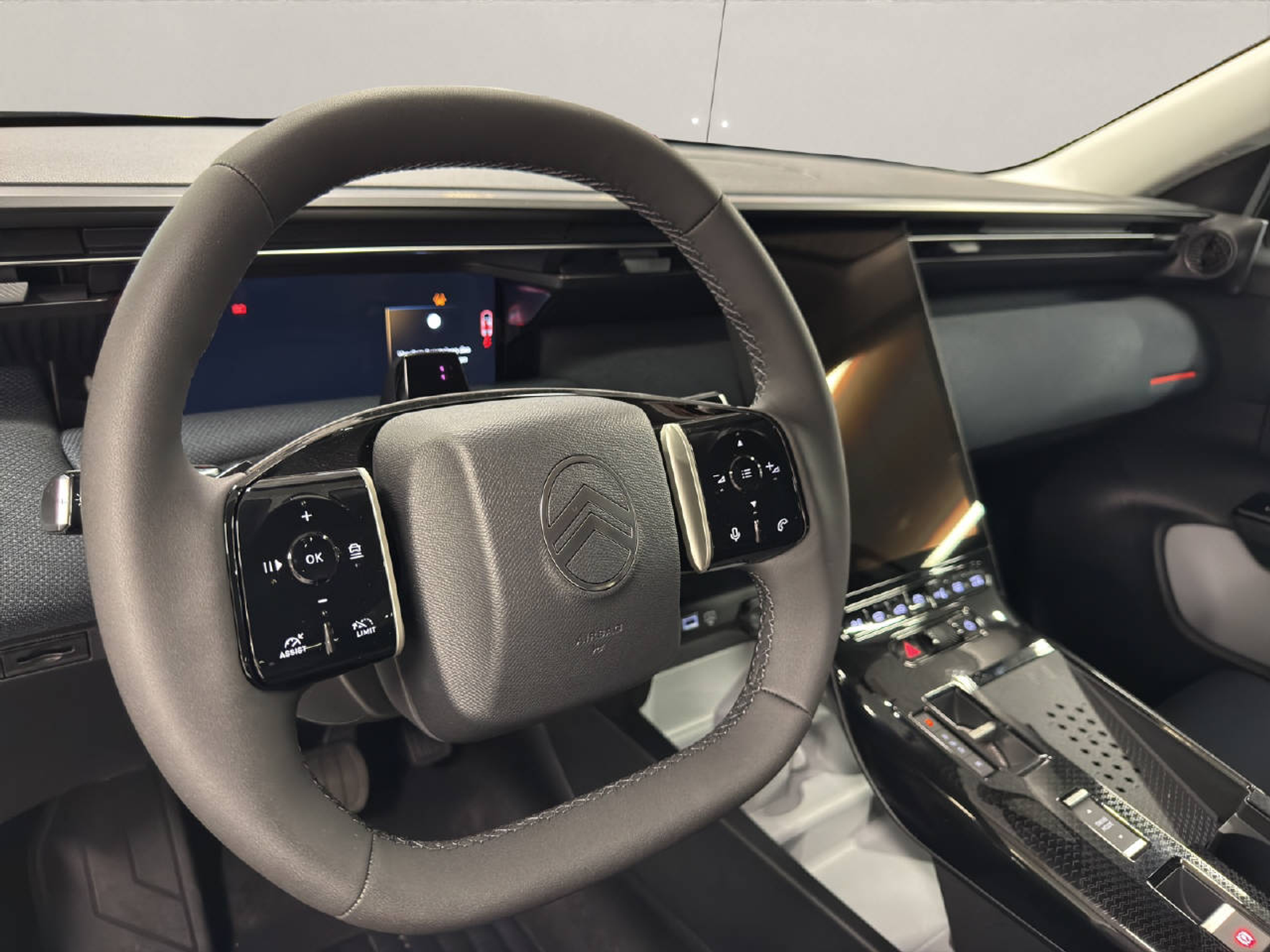 listing desktop thumbnail image 5