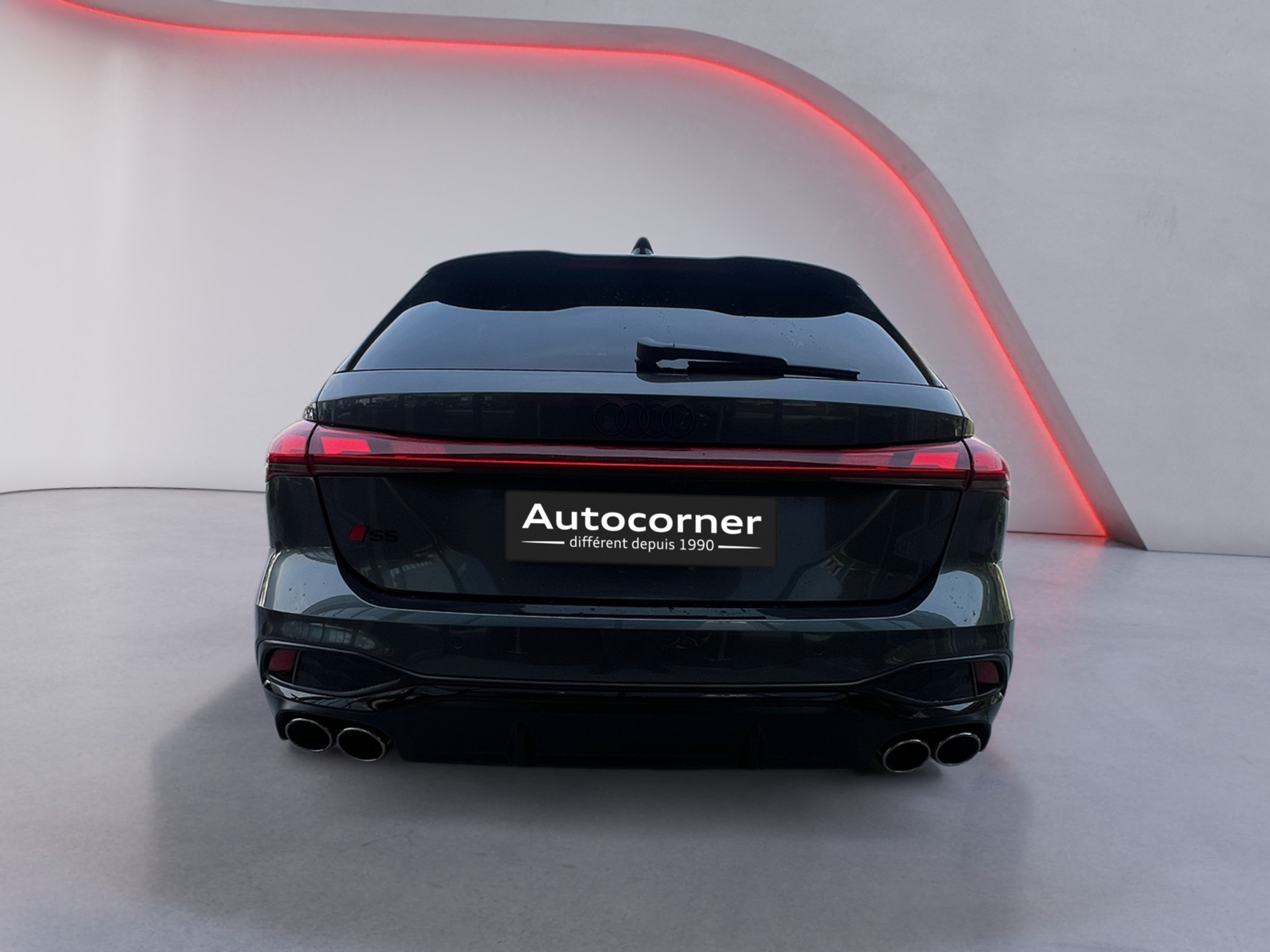 listing desktop thumbnail image 3