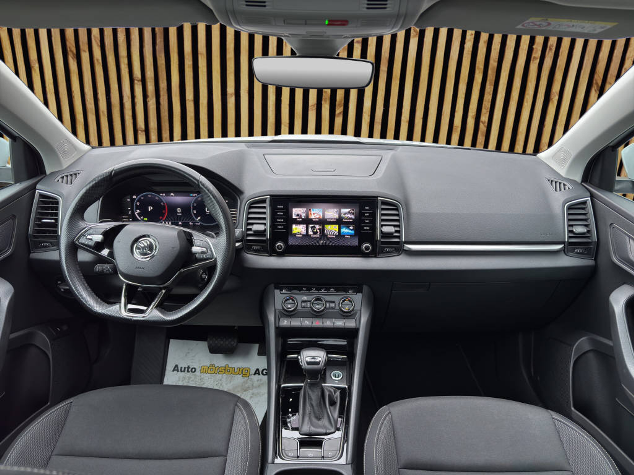 listing desktop thumbnail image 6