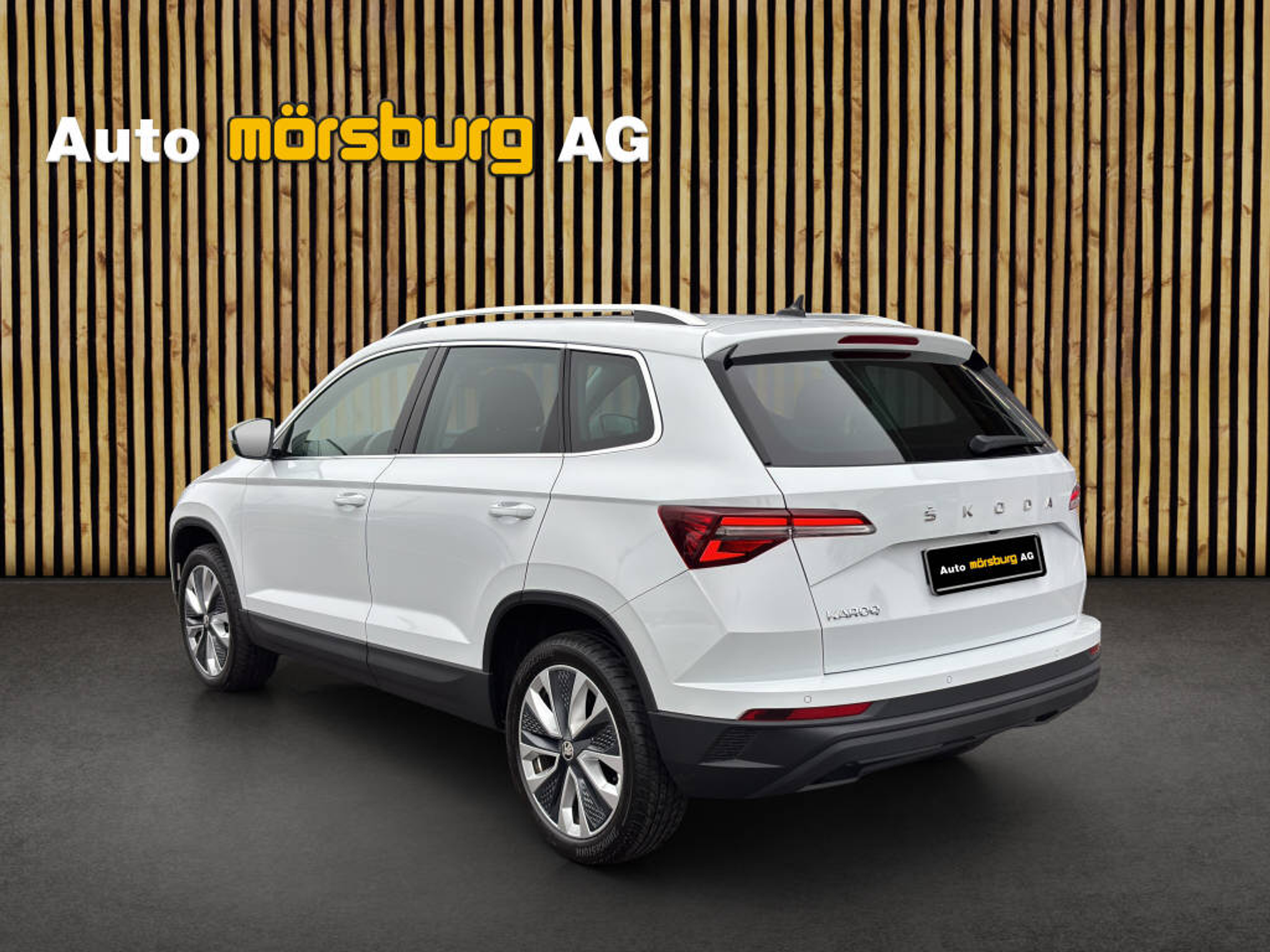 listing desktop thumbnail image 3