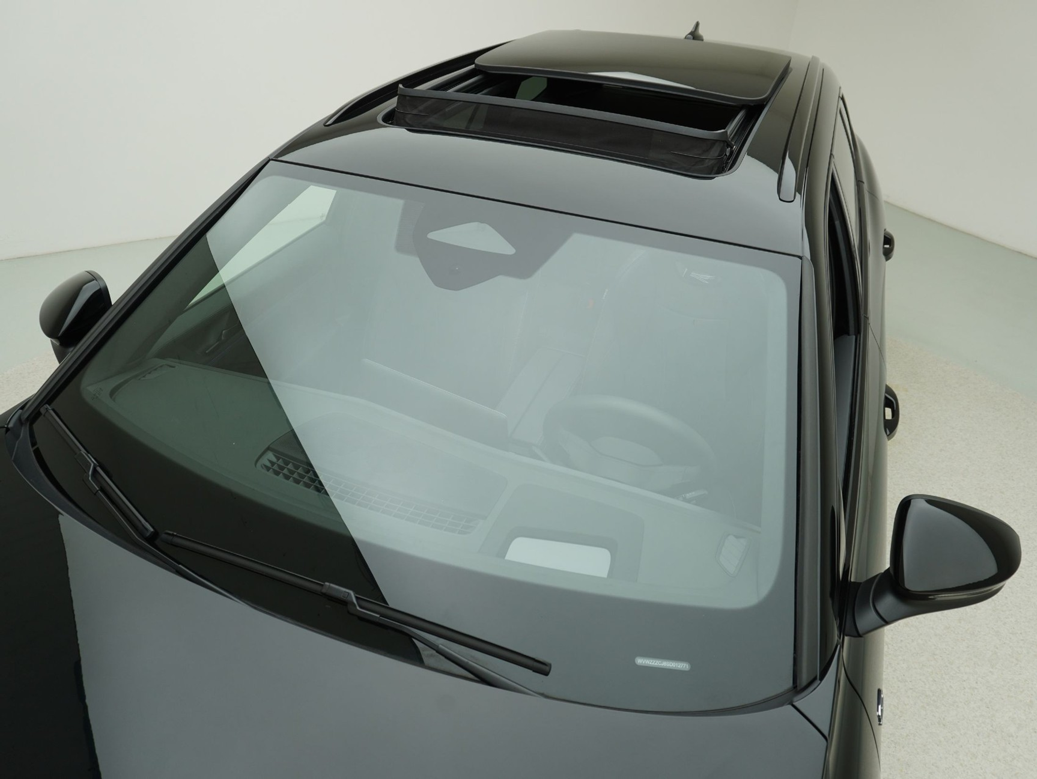 listing desktop thumbnail image 7