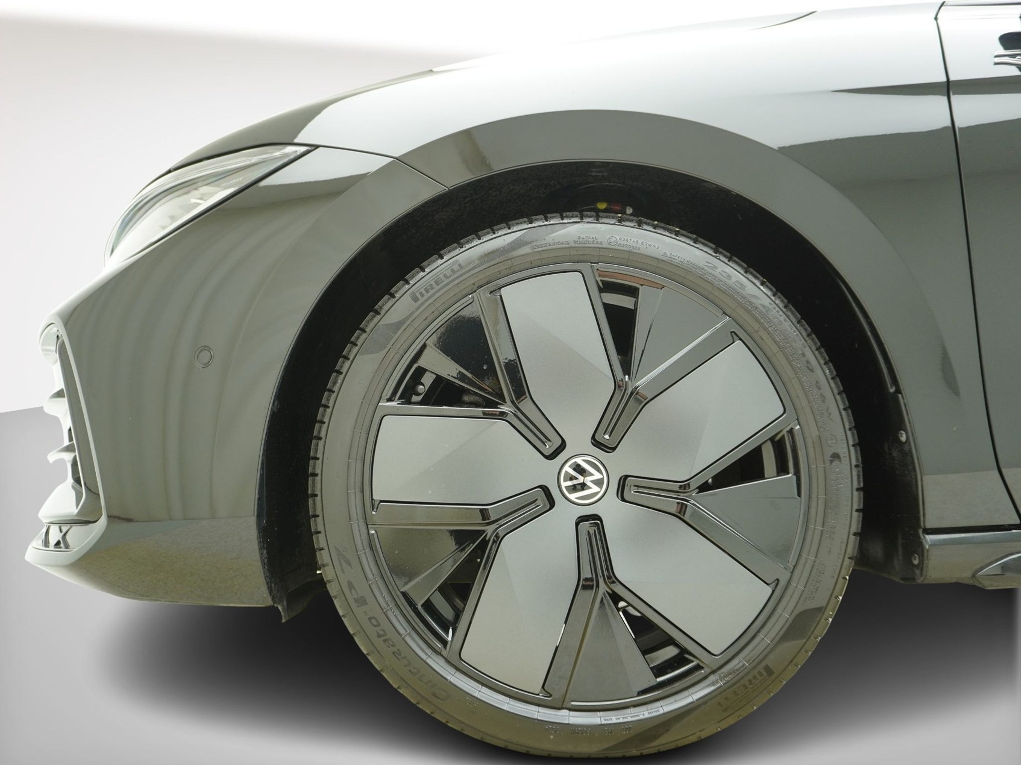 listing desktop thumbnail image 6