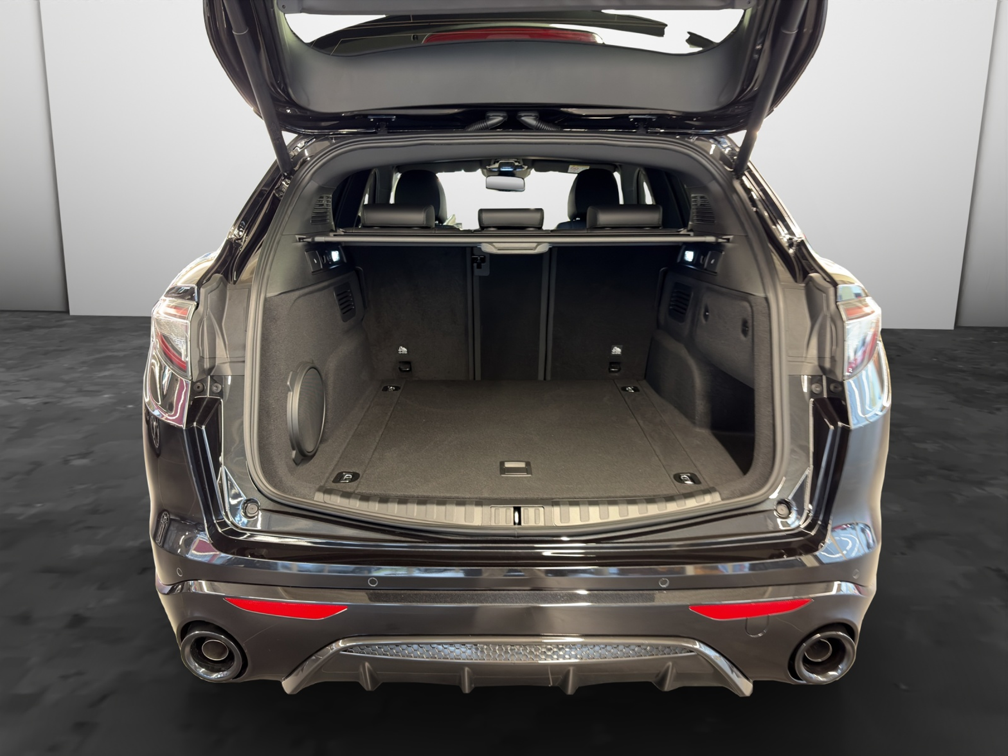 listing desktop thumbnail image 14