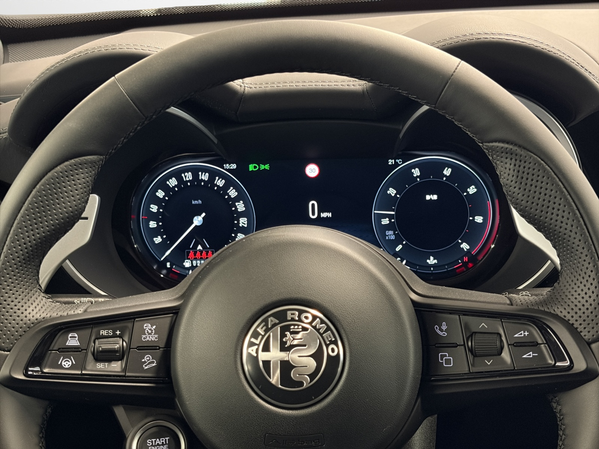 listing desktop thumbnail image 7