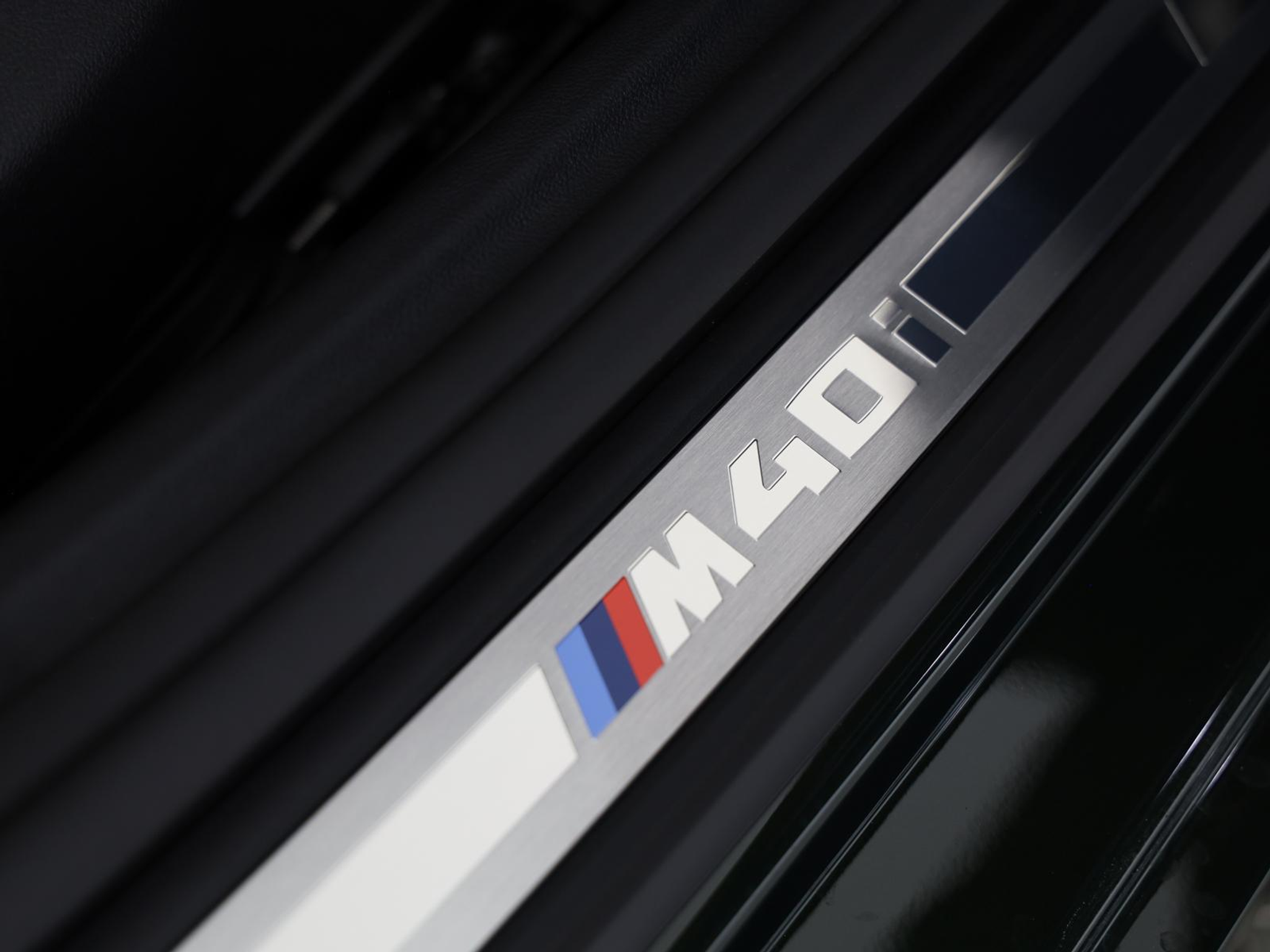 listing desktop thumbnail image 18