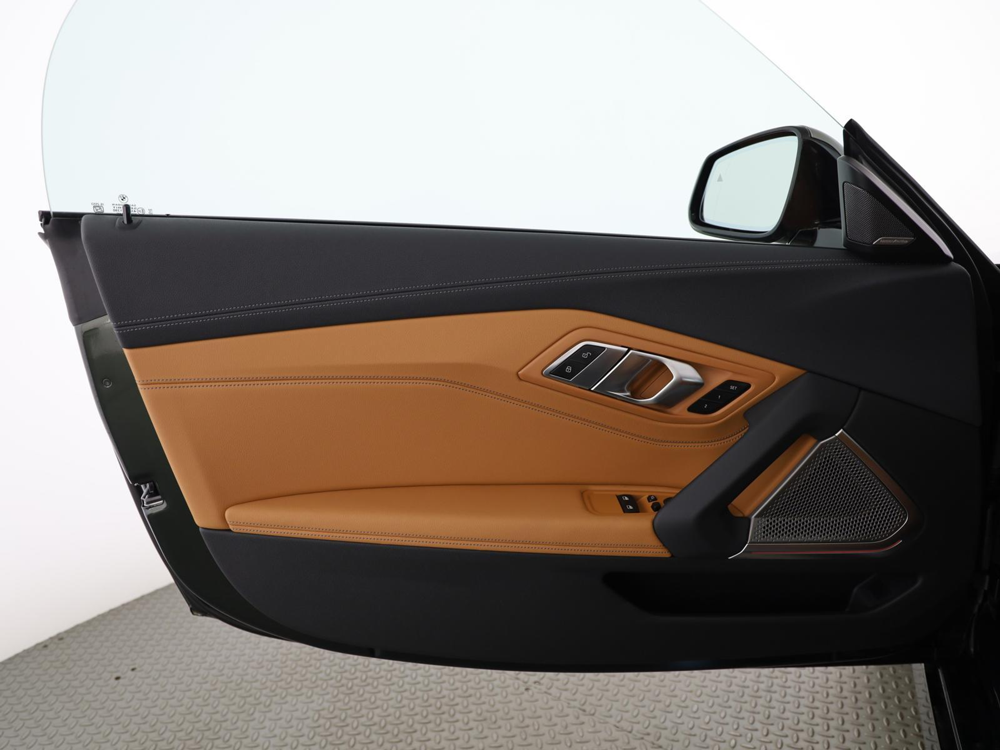 listing desktop thumbnail image 13