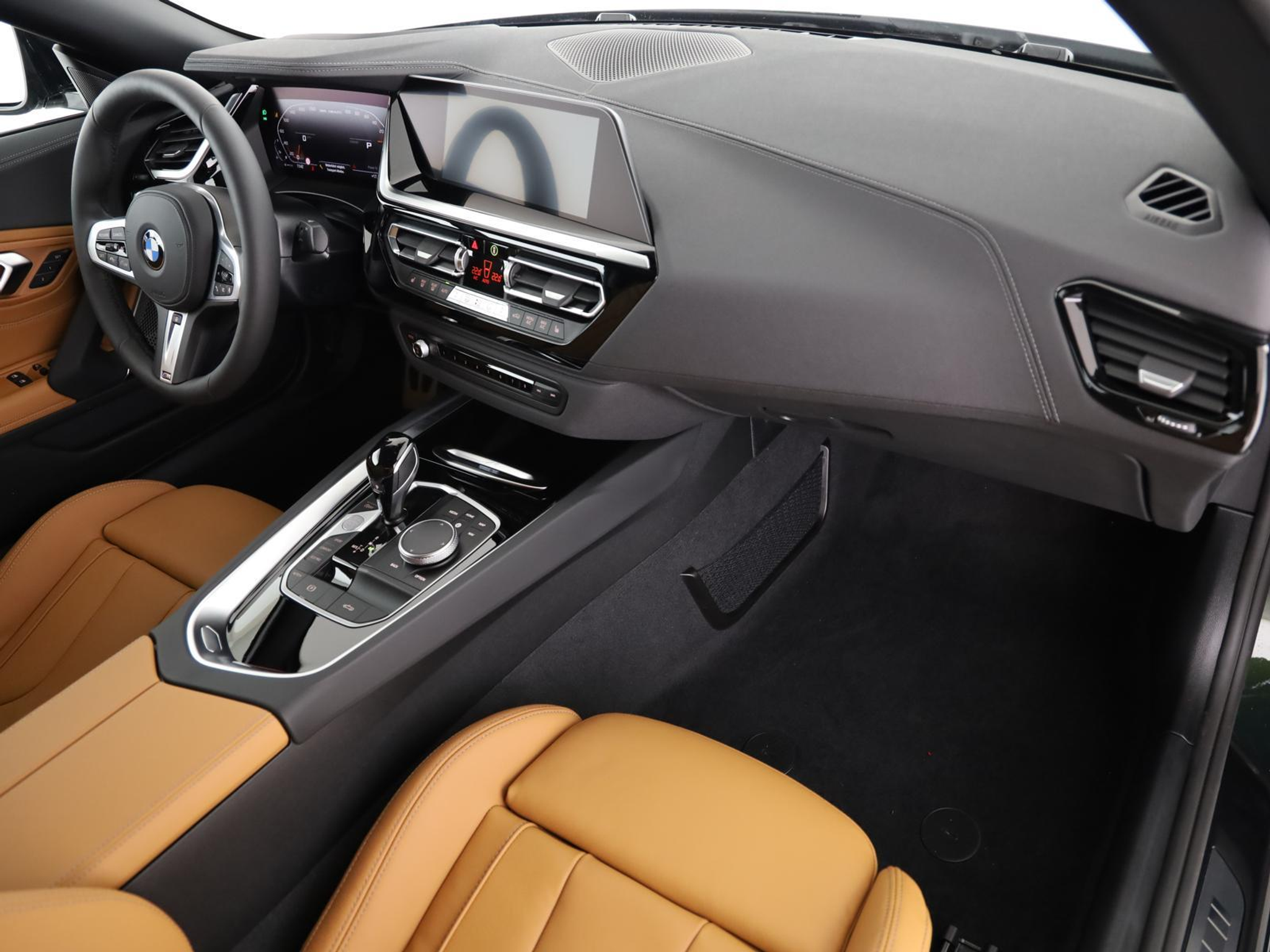 listing desktop thumbnail image 11