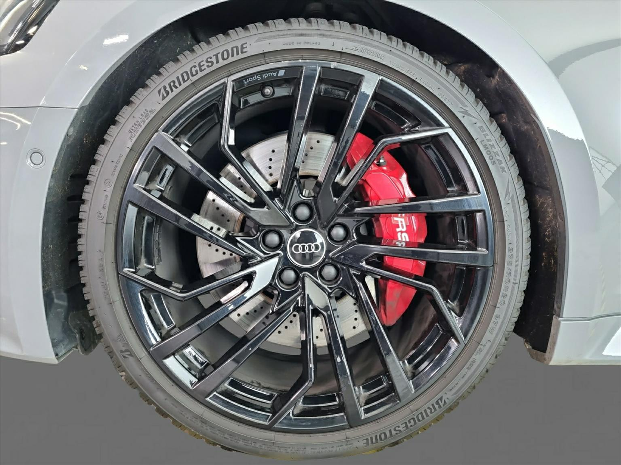 listing desktop thumbnail image 15