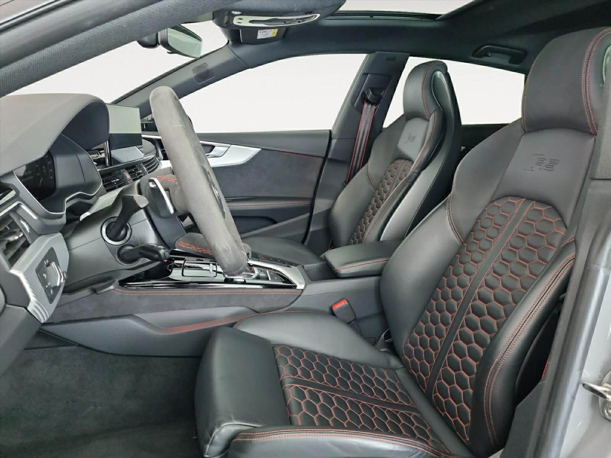 listing desktop thumbnail image 4