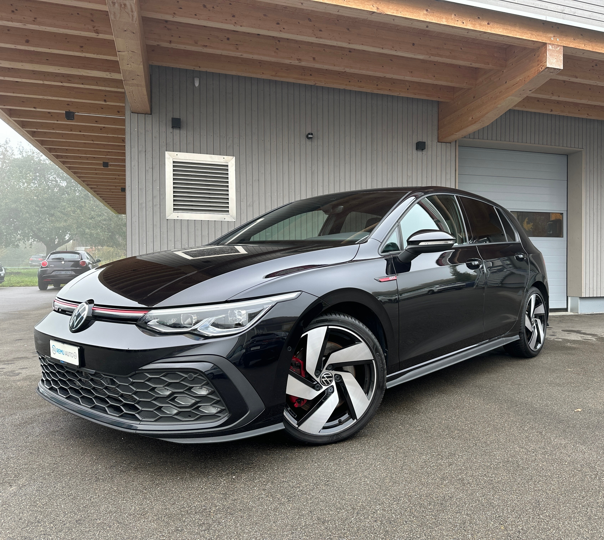 car-image-0