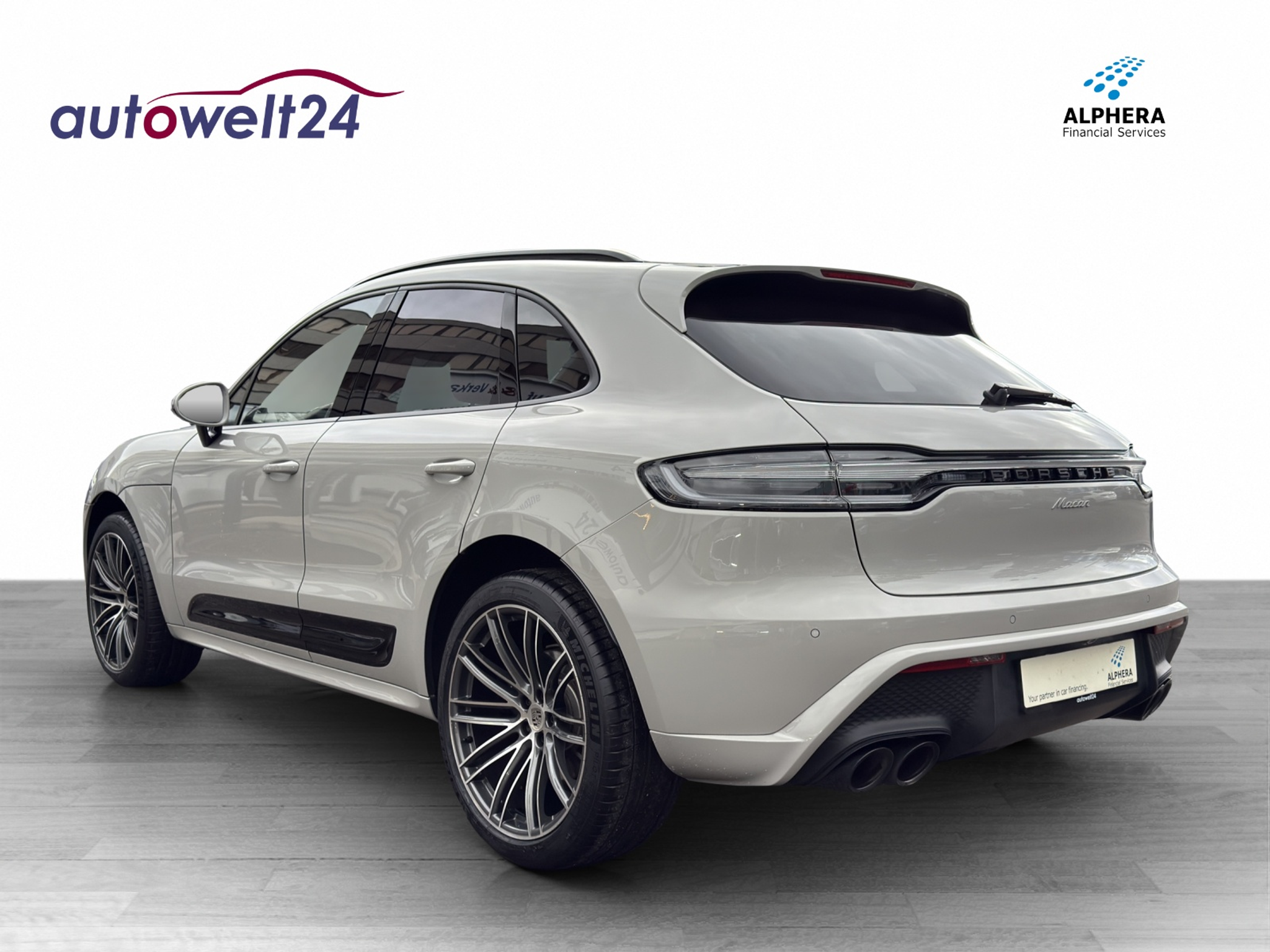 listing desktop thumbnail image 6