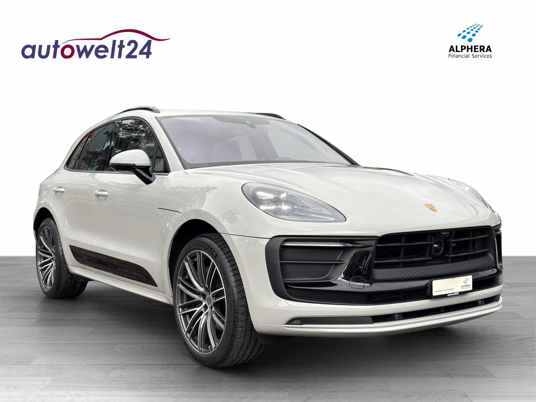 listing desktop thumbnail image 2