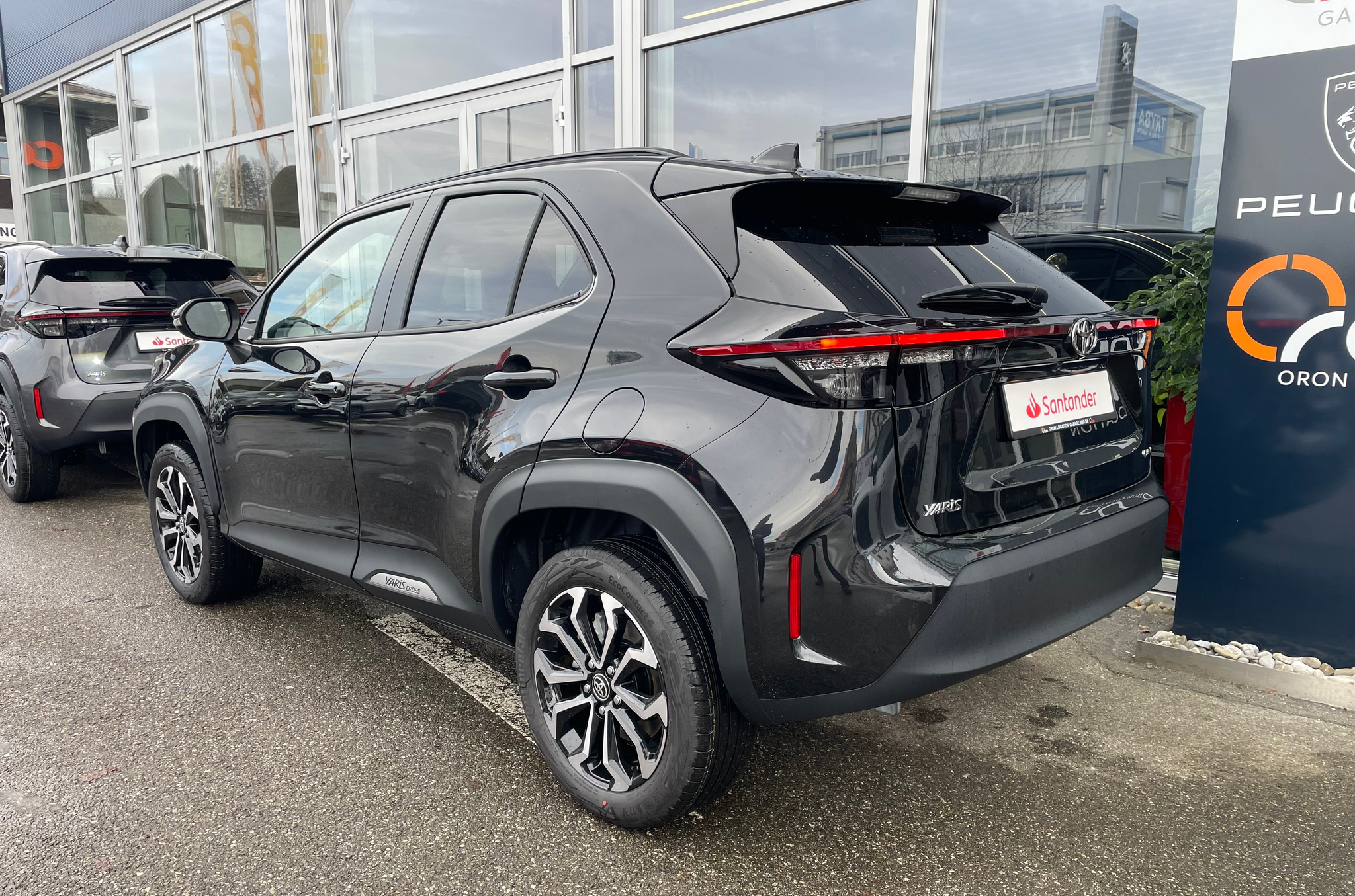 listing desktop thumbnail image 4