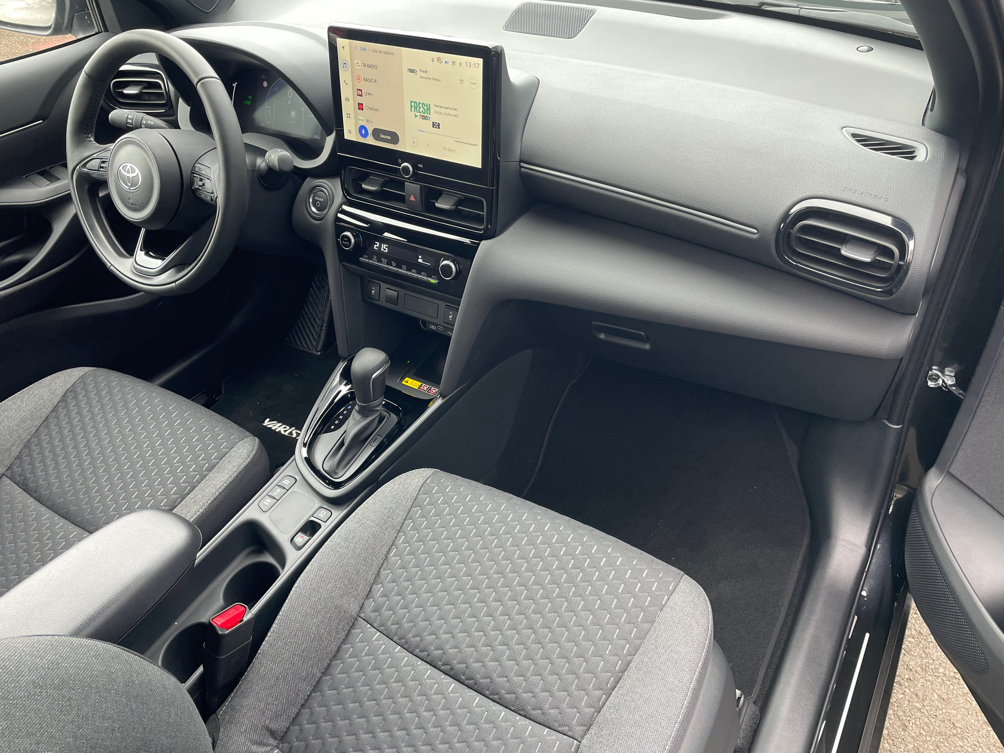 listing desktop thumbnail image 12