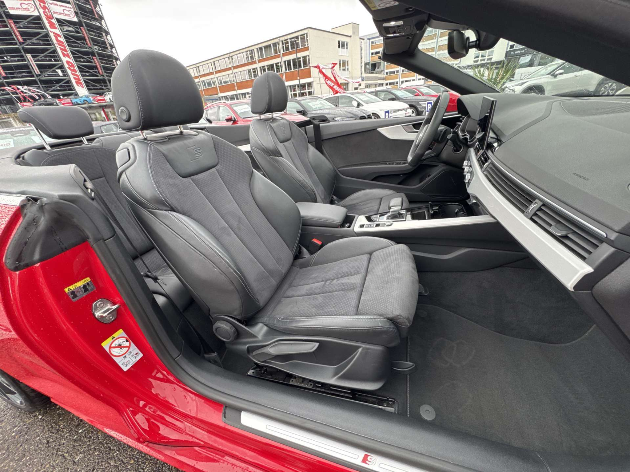 listing desktop thumbnail image 12