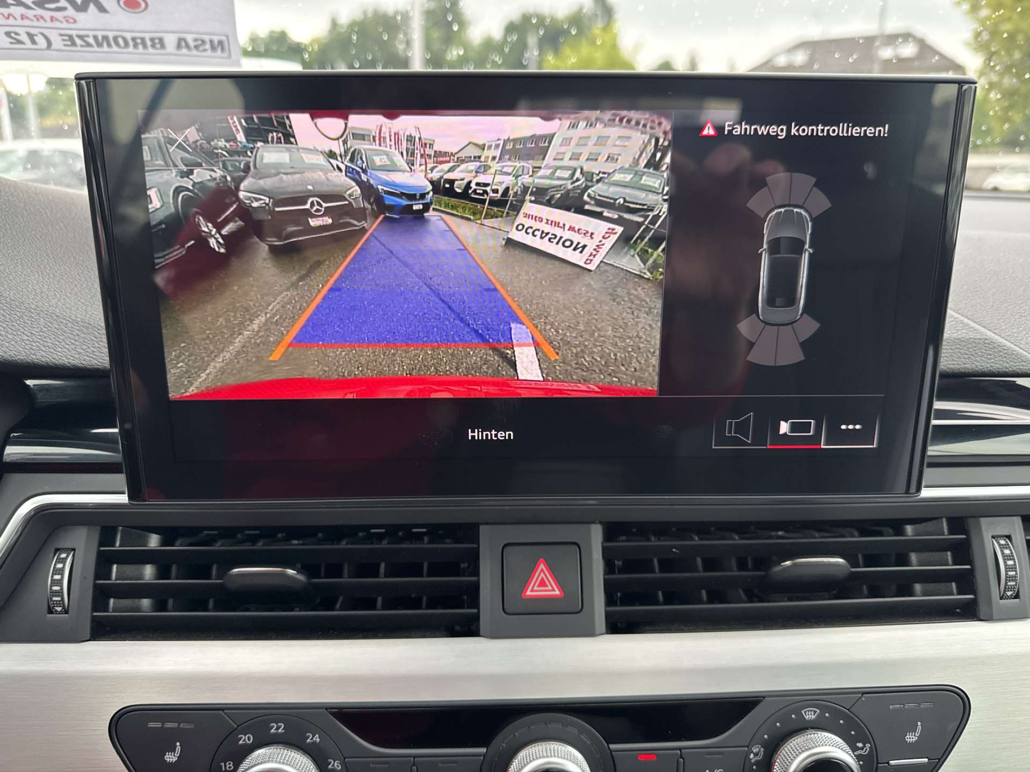 listing desktop thumbnail image 9