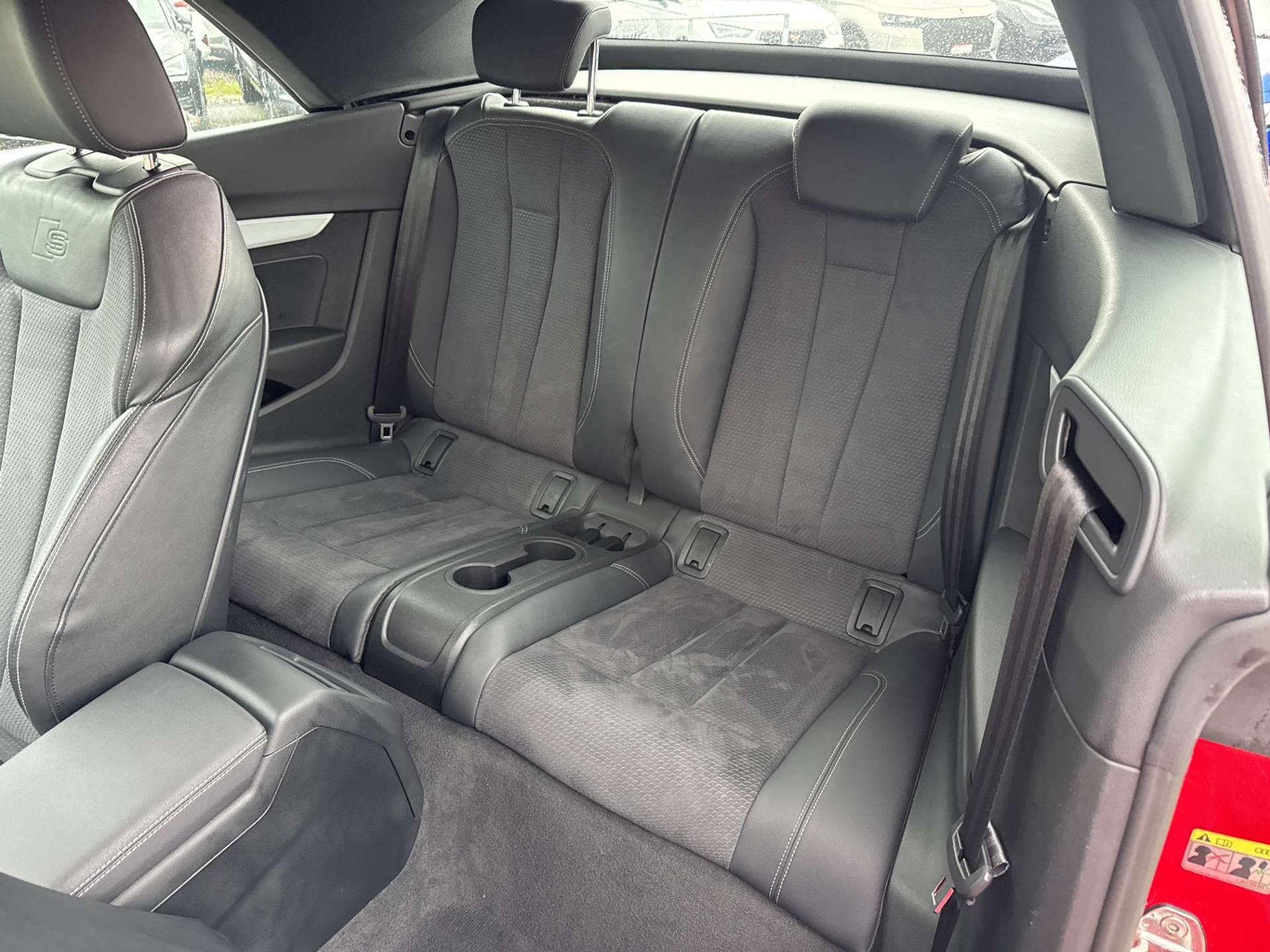 listing desktop thumbnail image 6