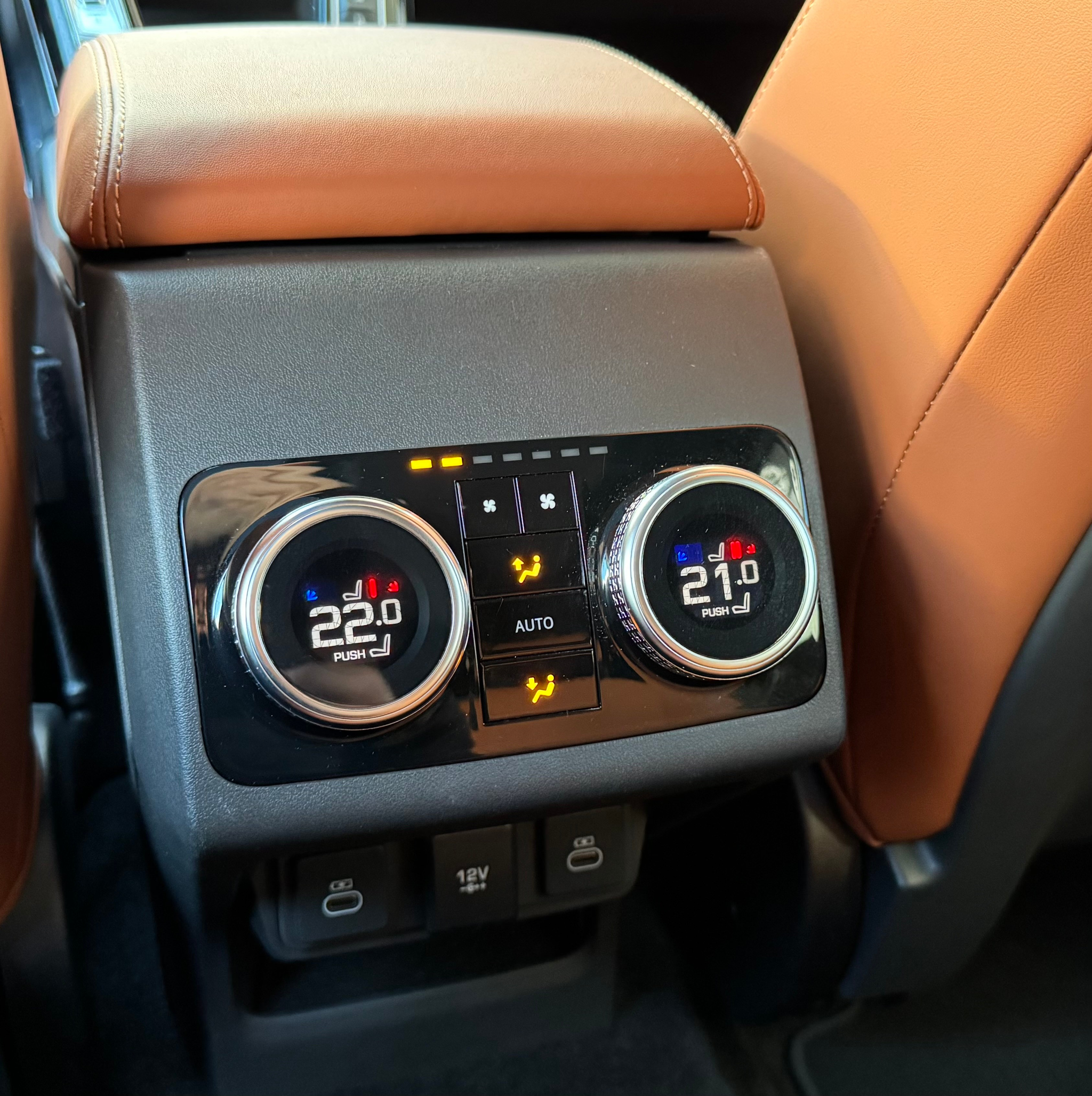 listing desktop thumbnail image 11