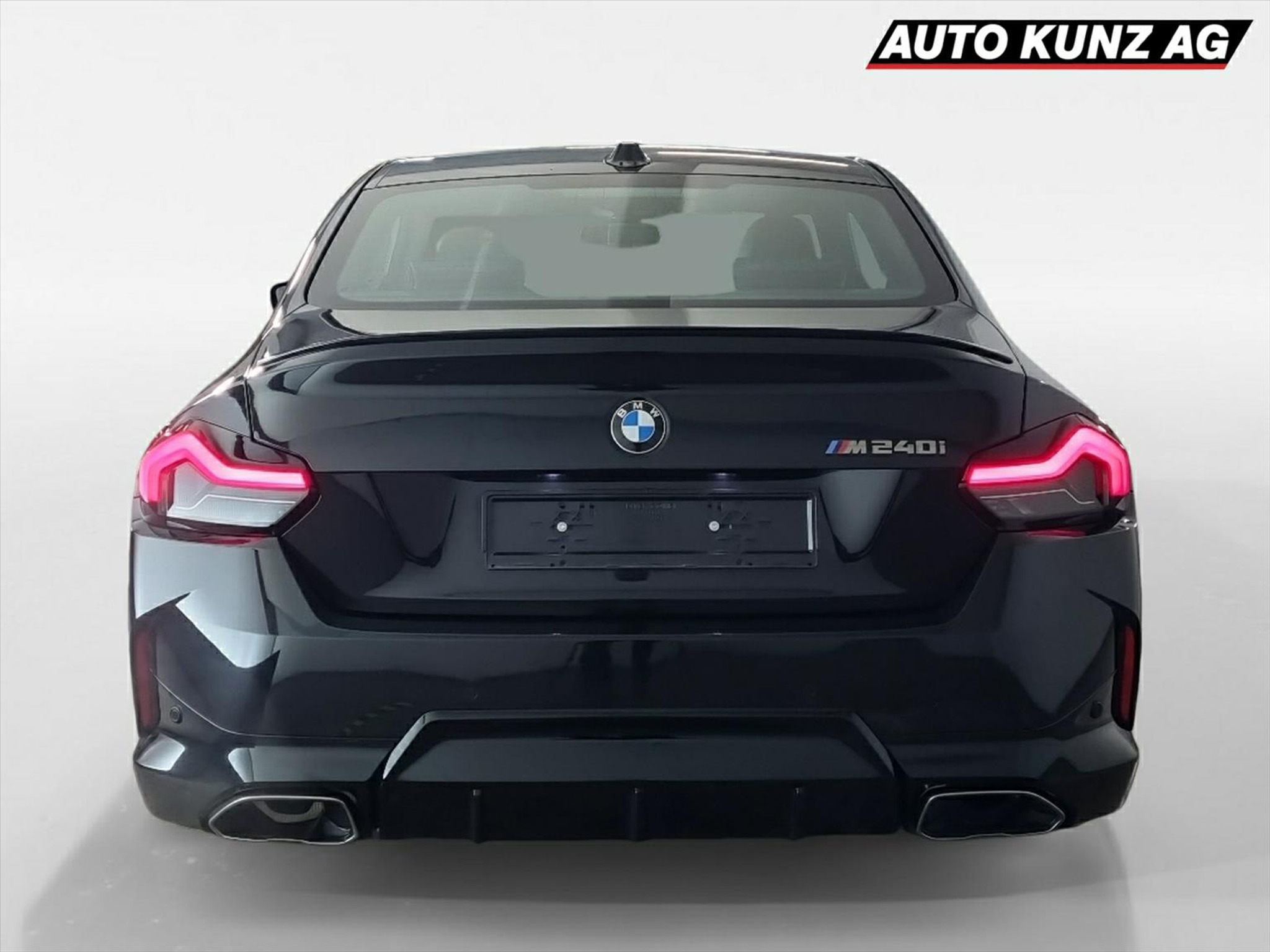 listing desktop thumbnail image 3