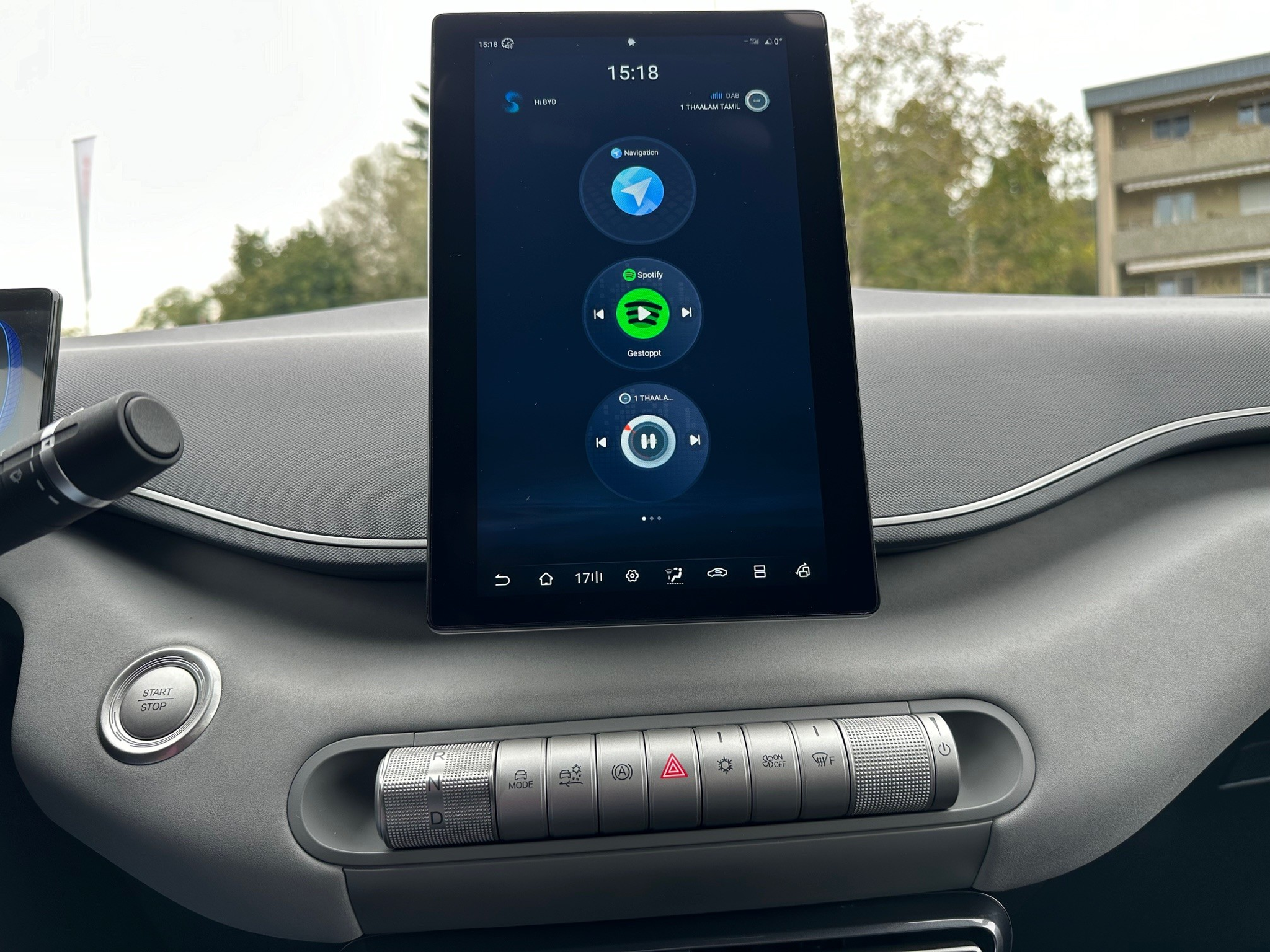 listing desktop thumbnail image 10