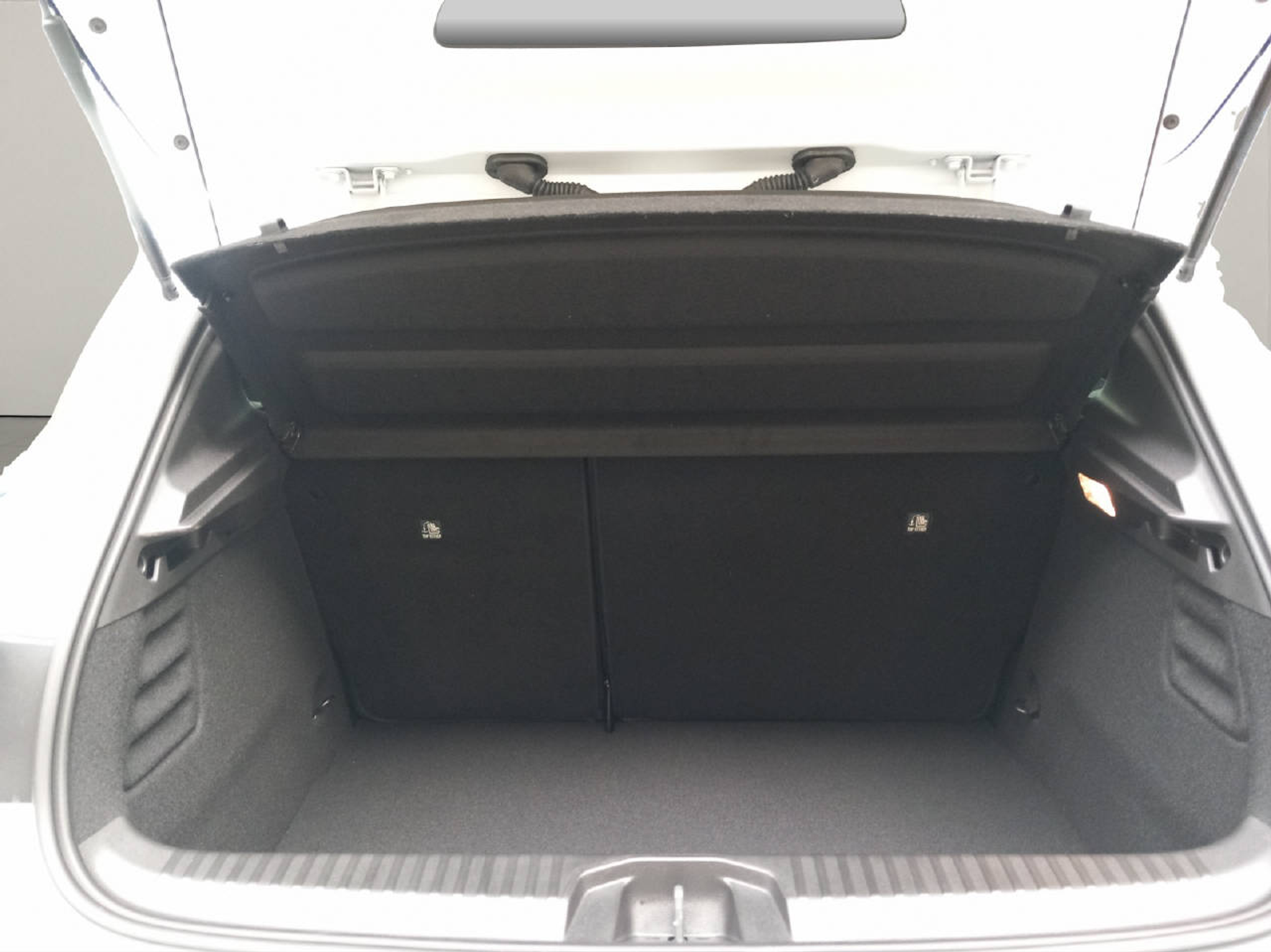 listing desktop thumbnail image 10