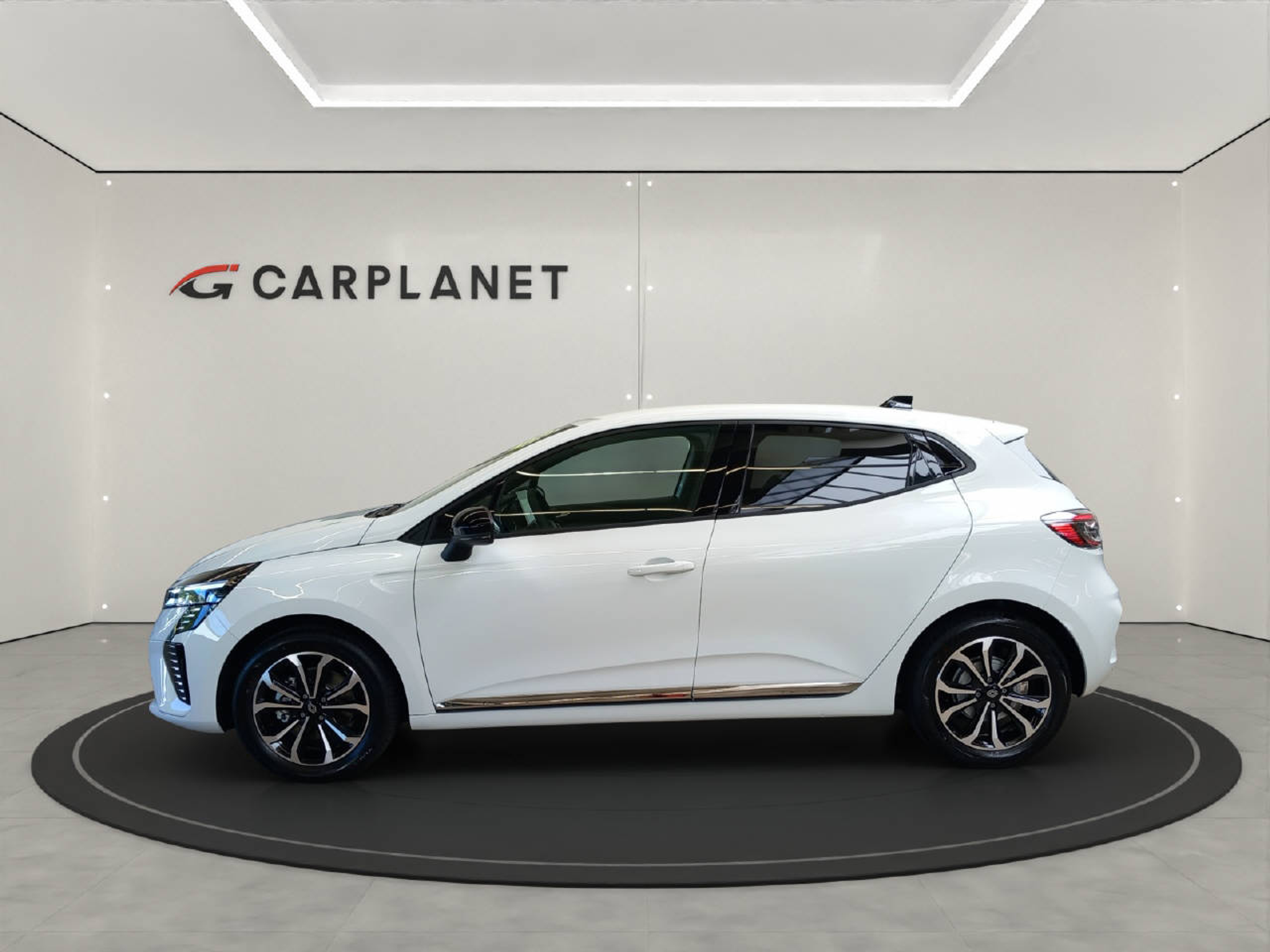 listing desktop thumbnail image 1