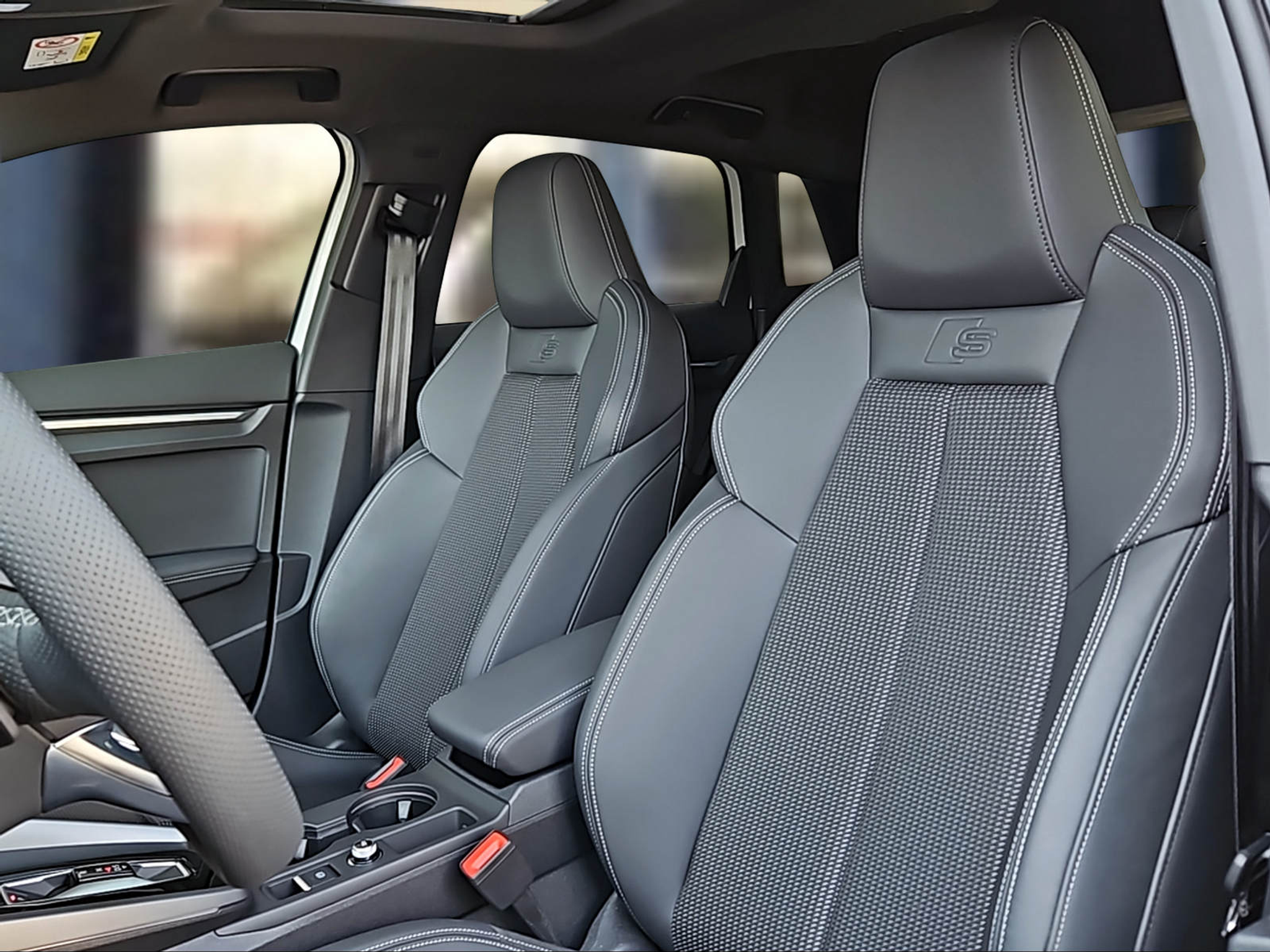 listing desktop thumbnail image 7