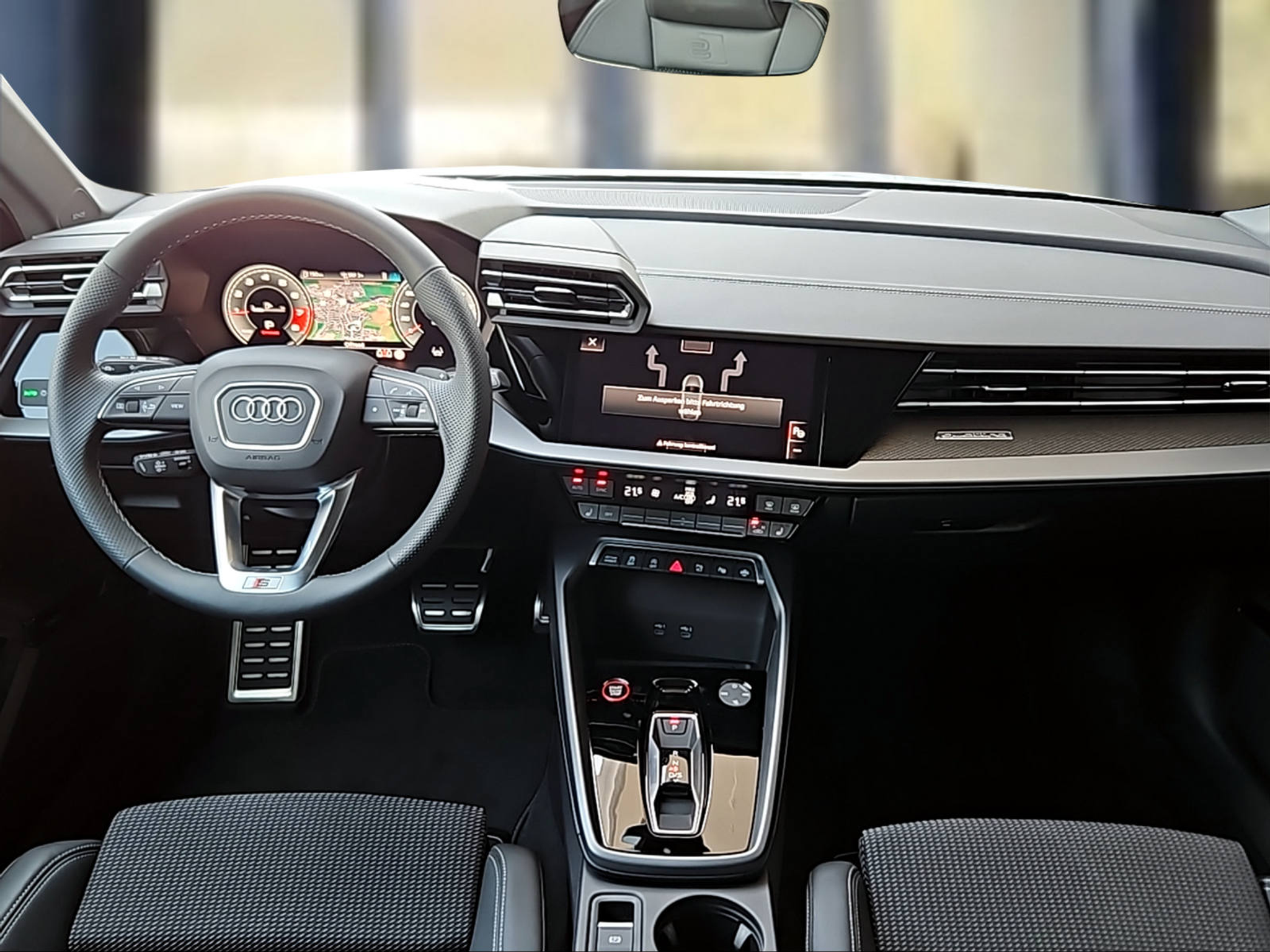 listing desktop thumbnail image 6