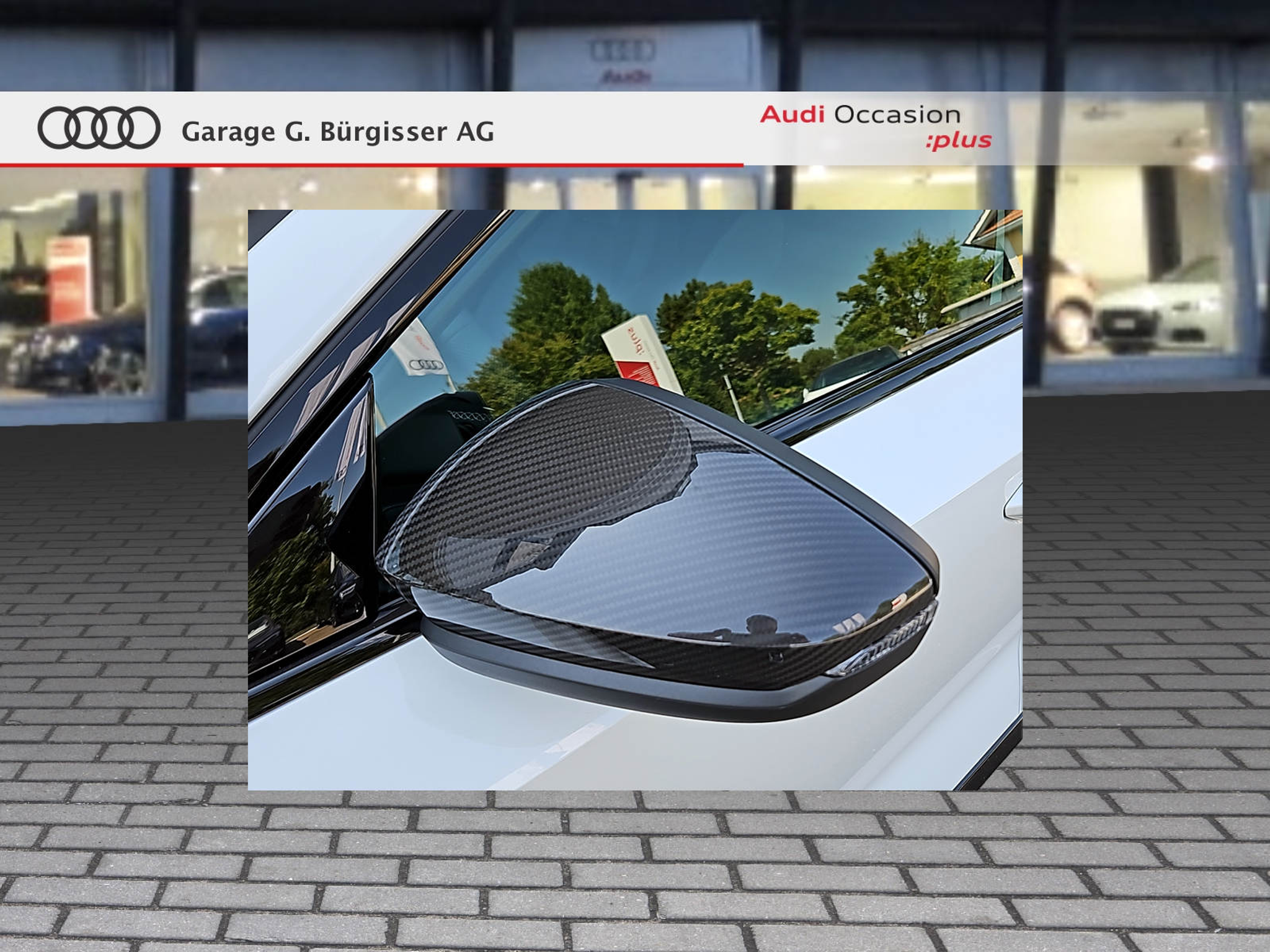 listing desktop thumbnail image 15