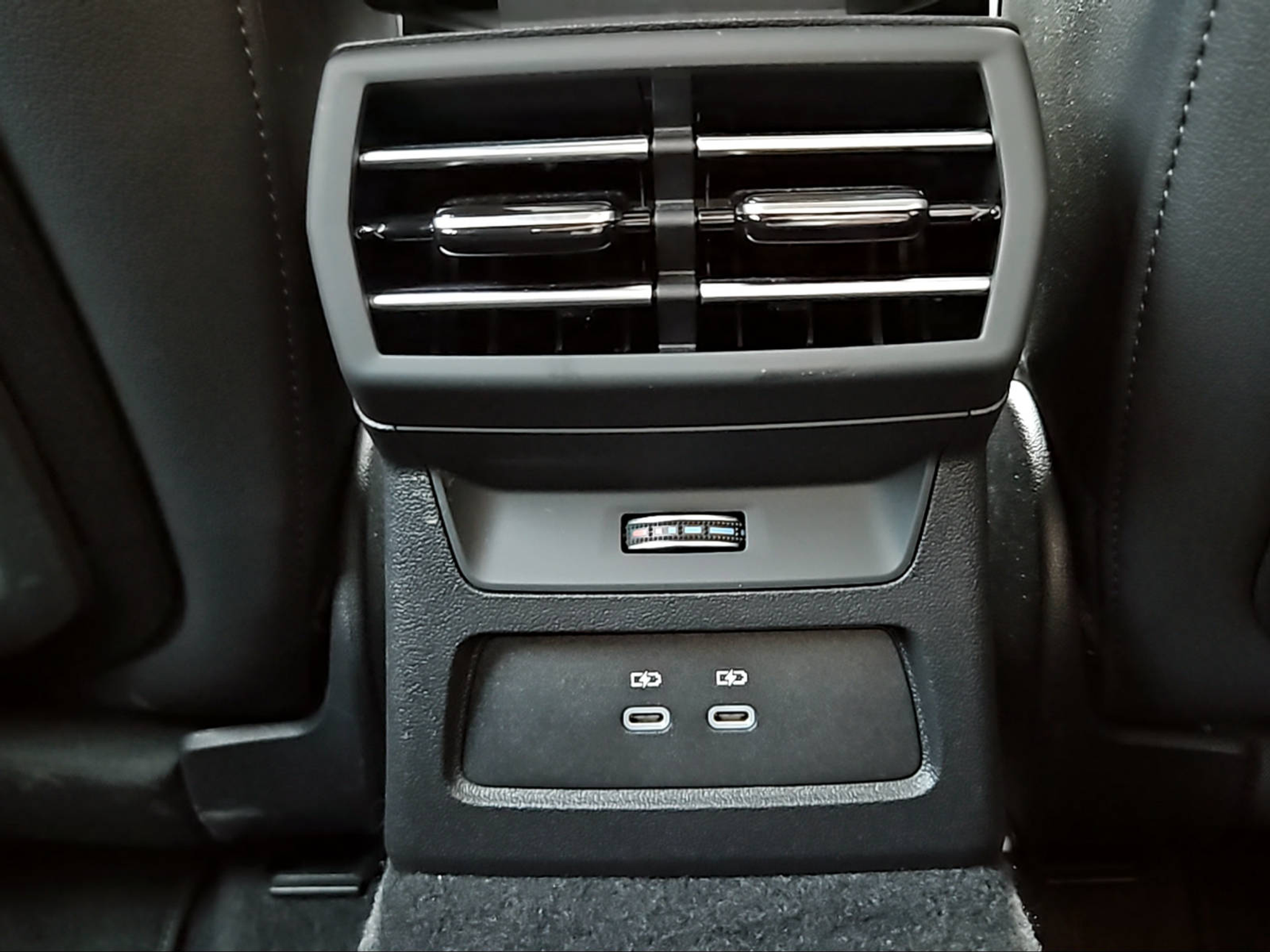 listing desktop thumbnail image 18