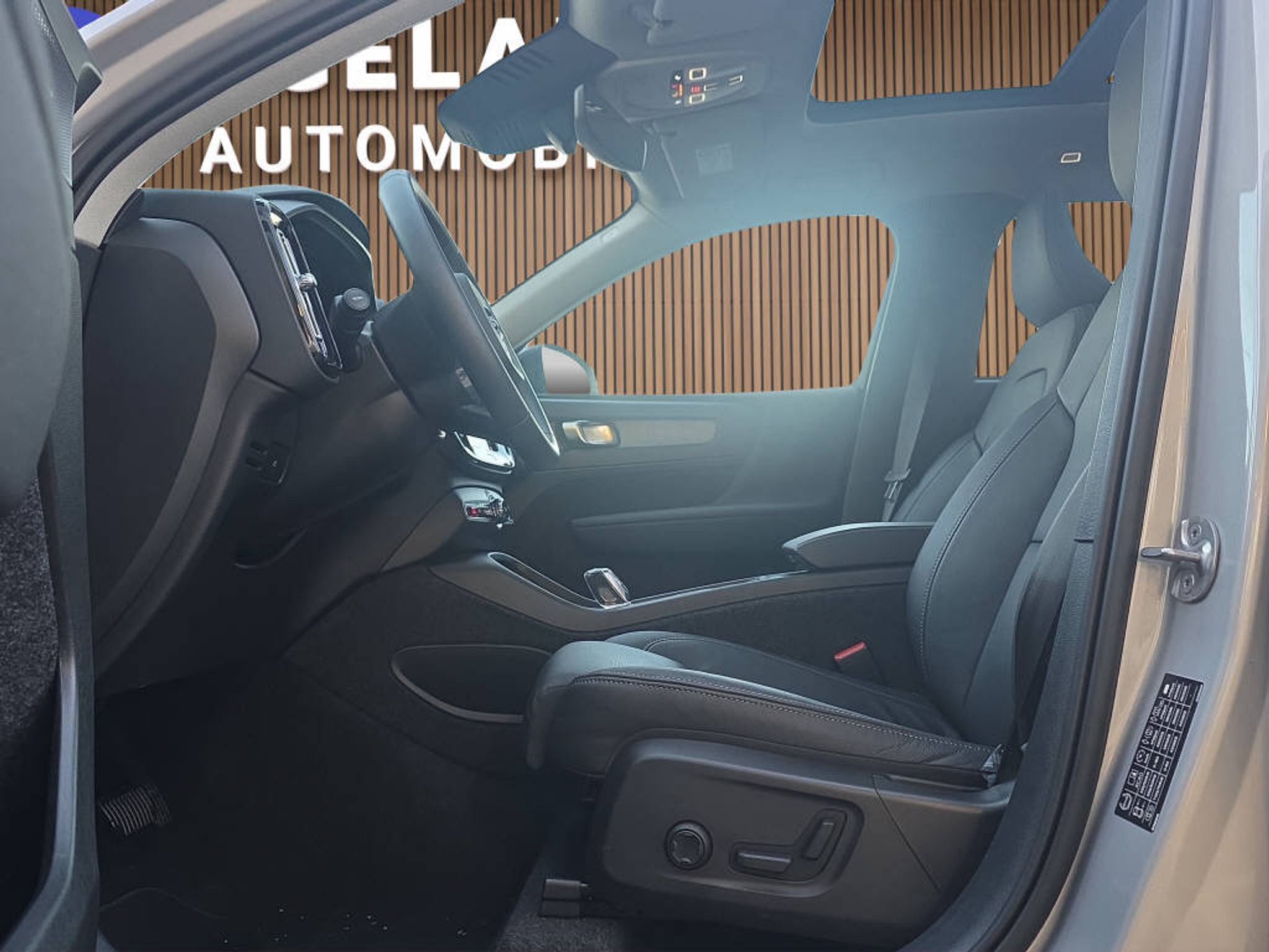 listing desktop thumbnail image 11