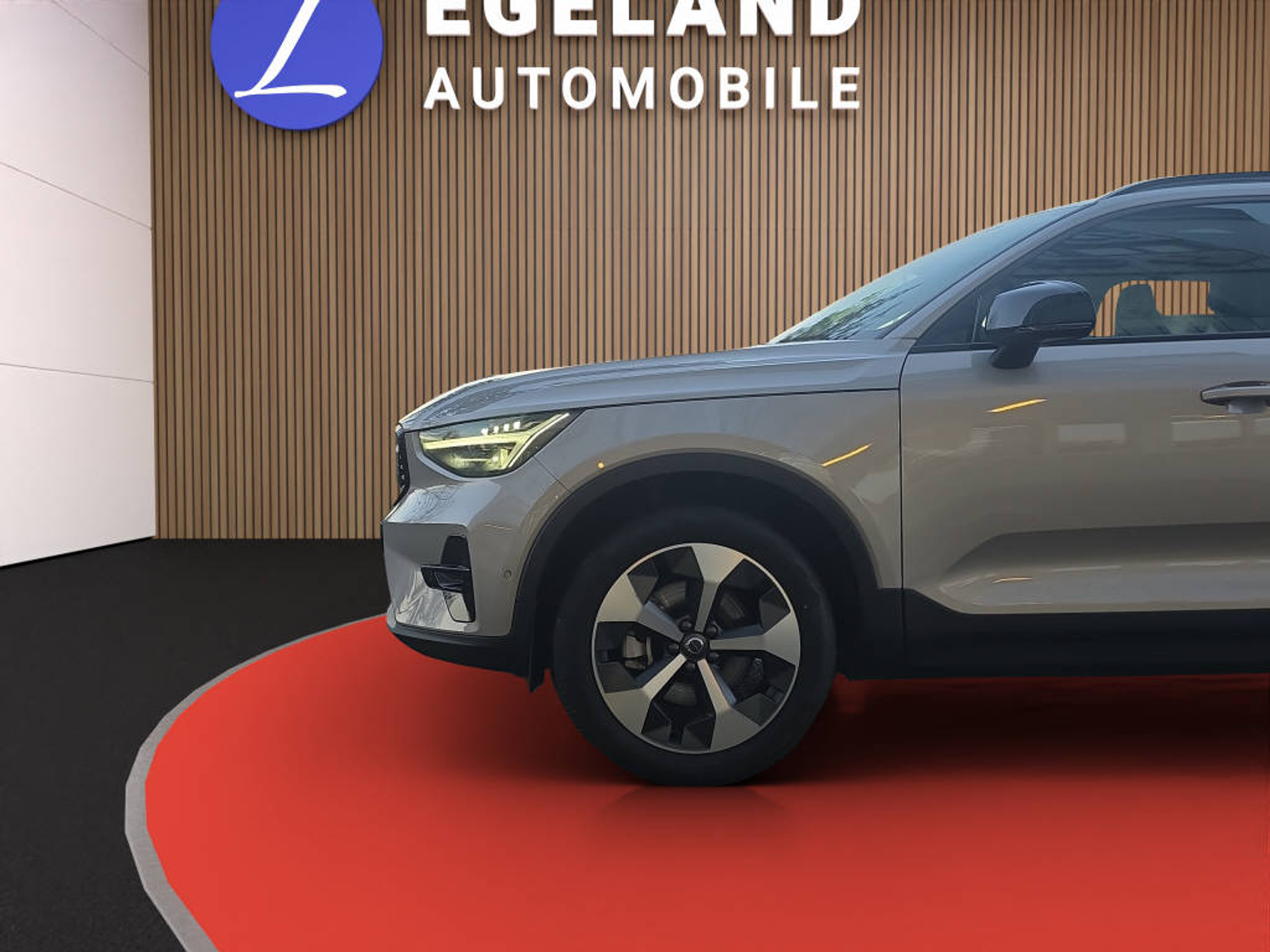 listing desktop thumbnail image 9