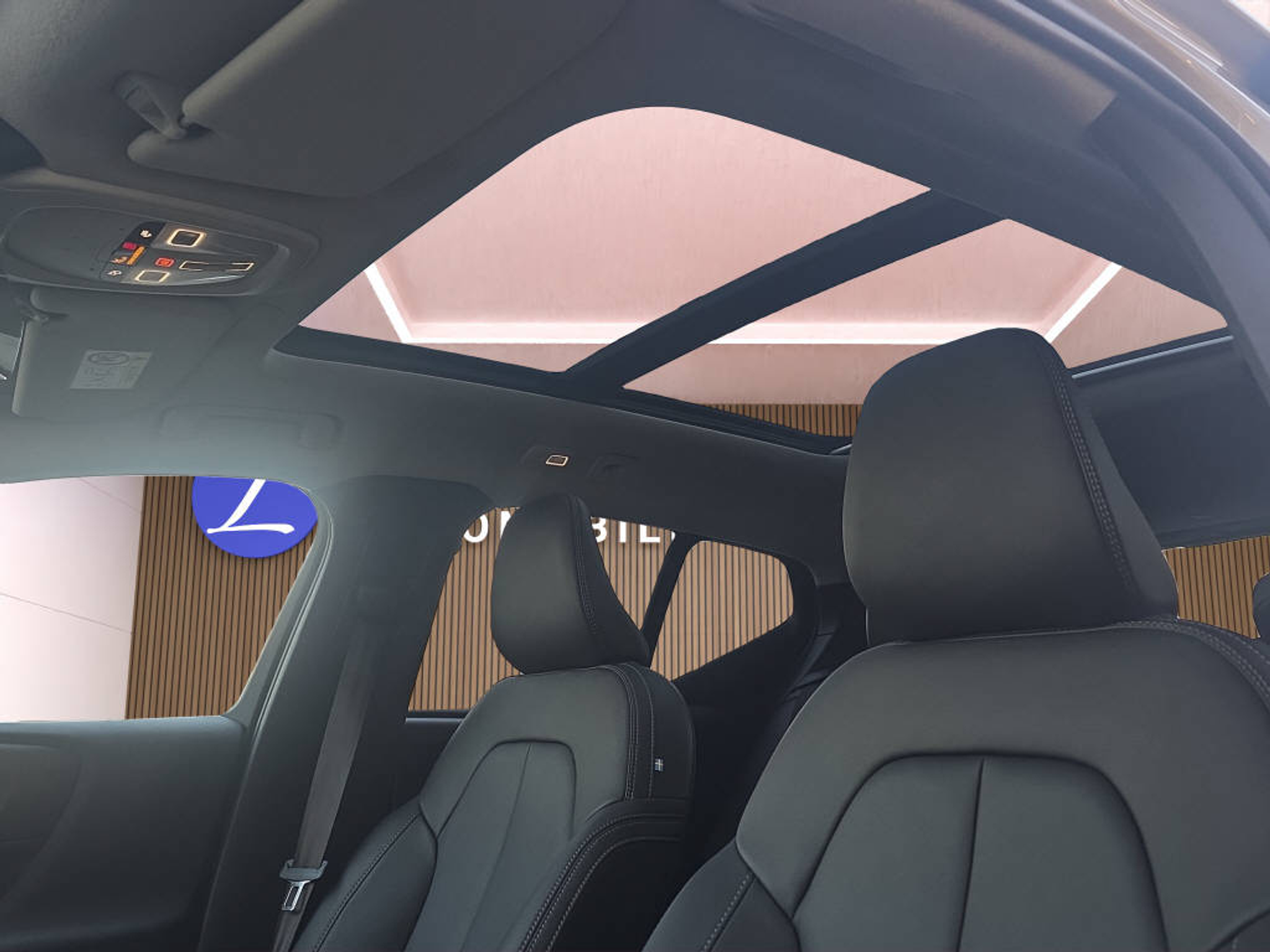 listing desktop thumbnail image 12