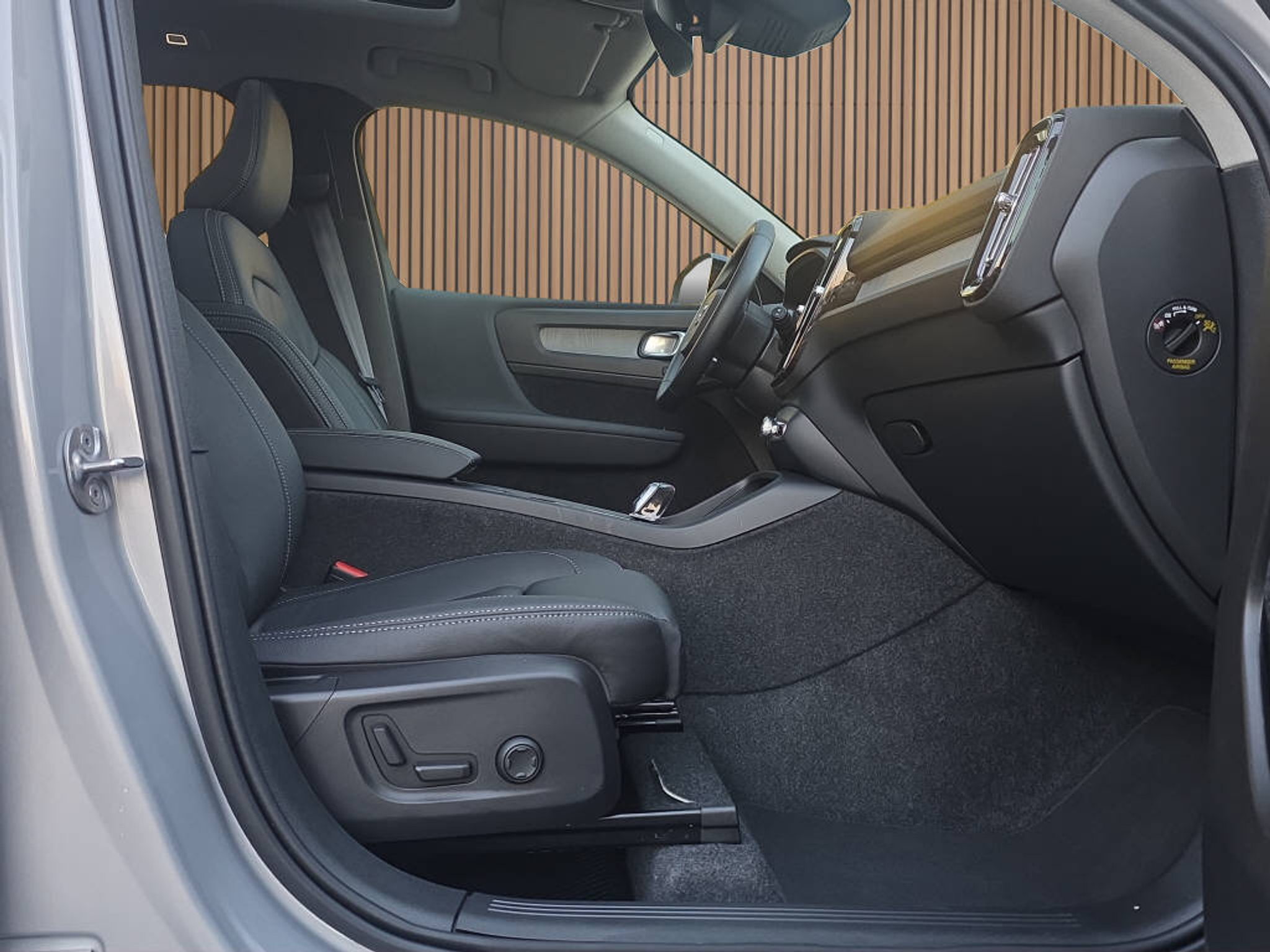 listing desktop thumbnail image 13